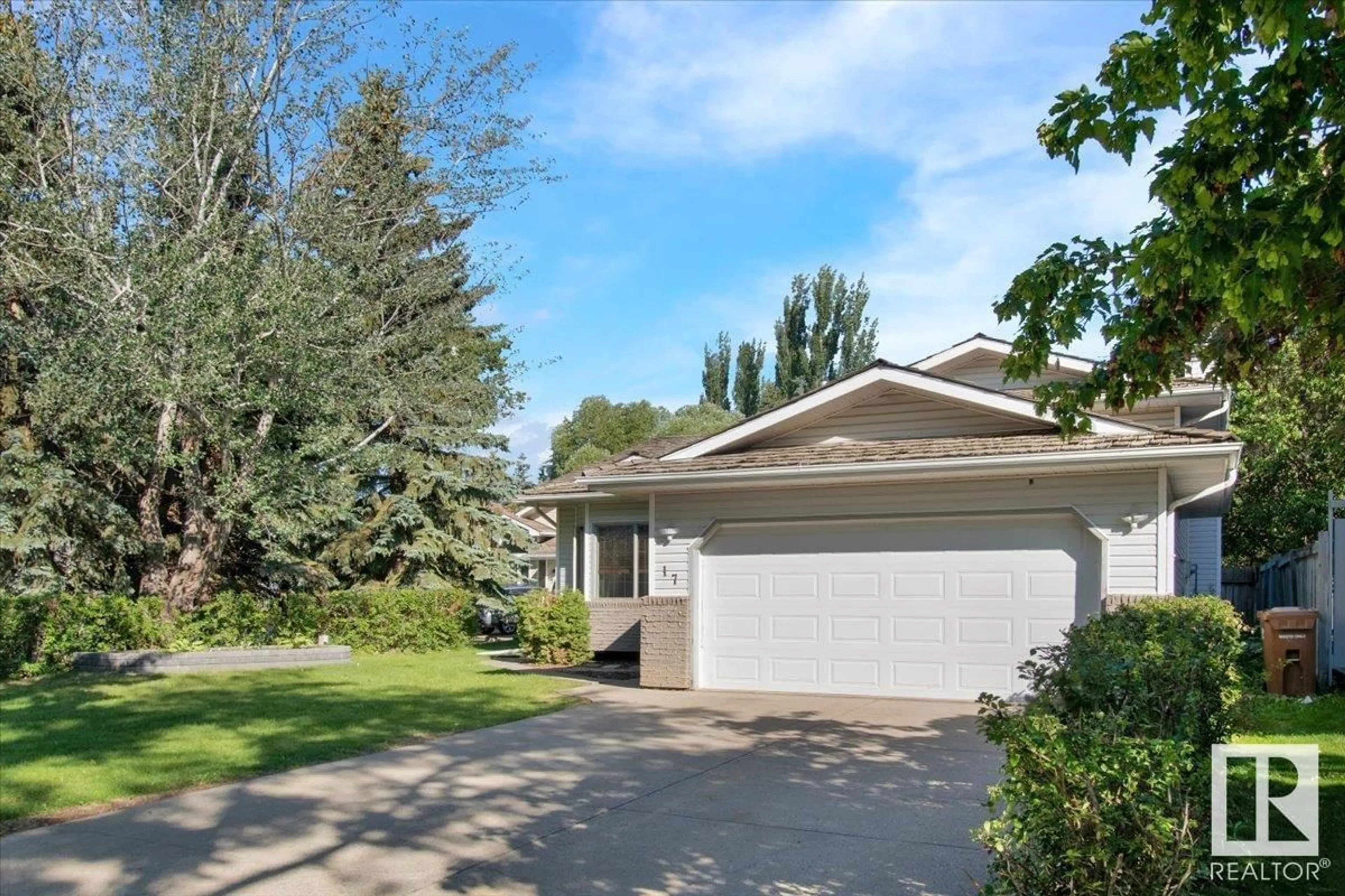 Home with vinyl exterior material, street for 17 EMERALD, St. Albert Alberta T8N5S4