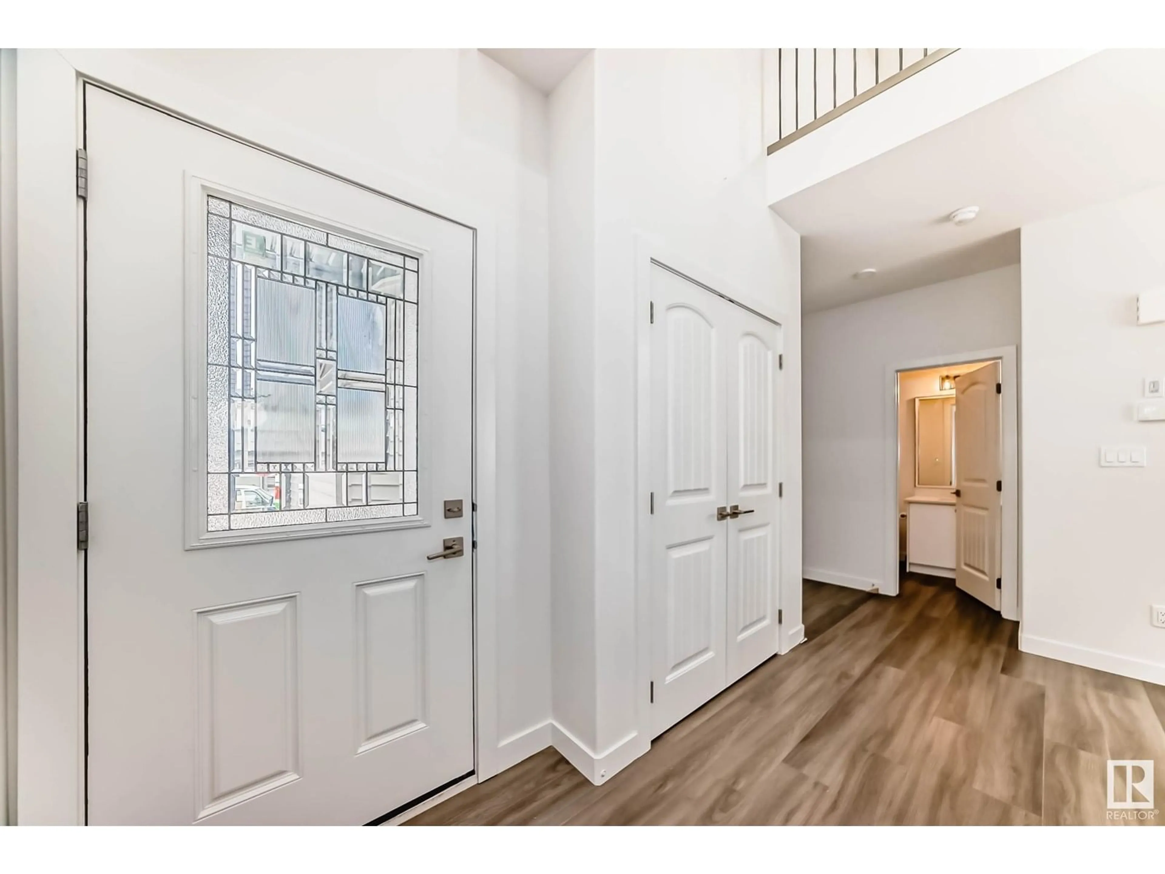 Indoor entryway for 6603 37 AV, Beaumont Alberta T4X2Z5