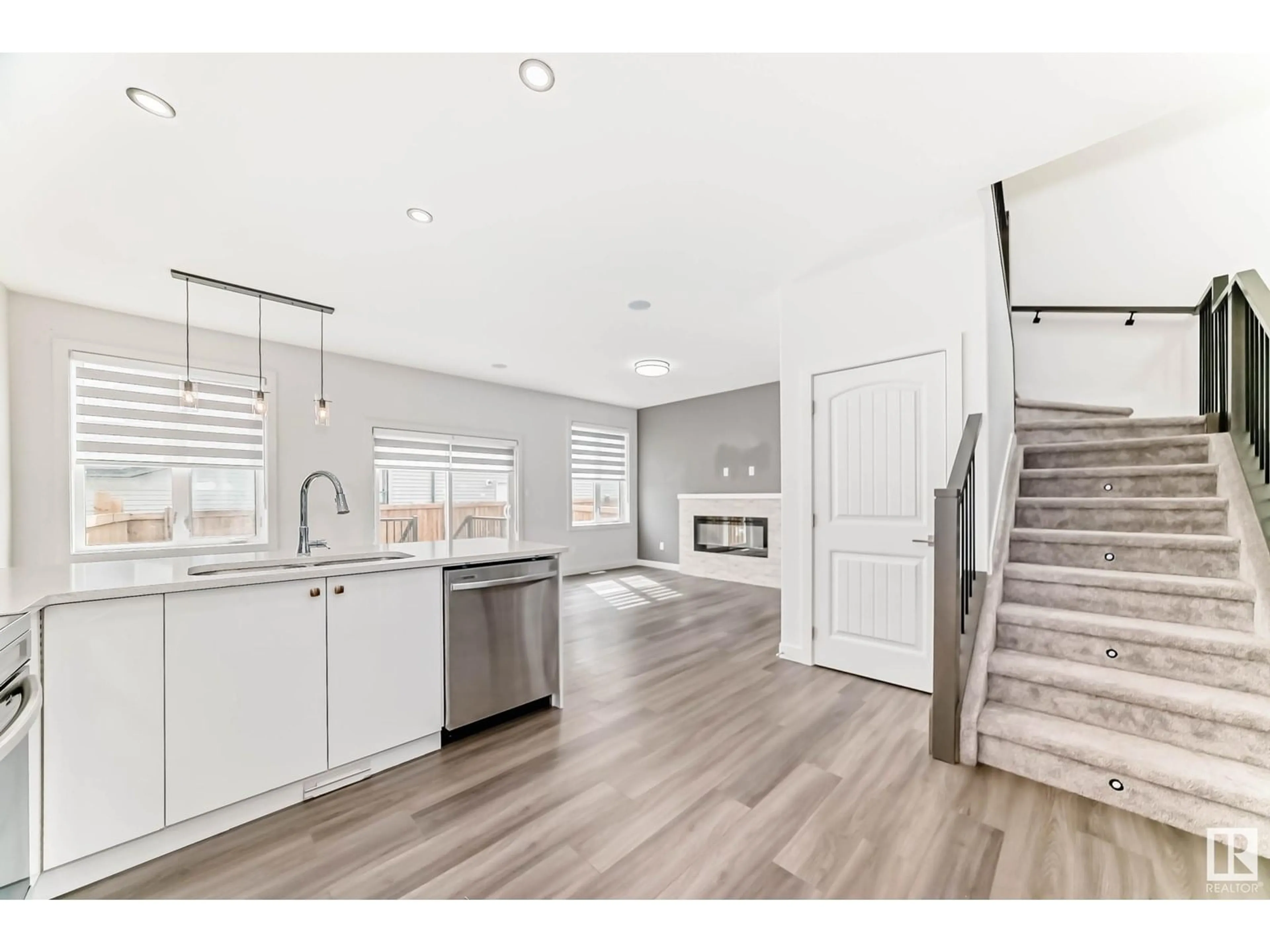 Open concept kitchen, unknown for 6603 37 AV, Beaumont Alberta T4X2Z5