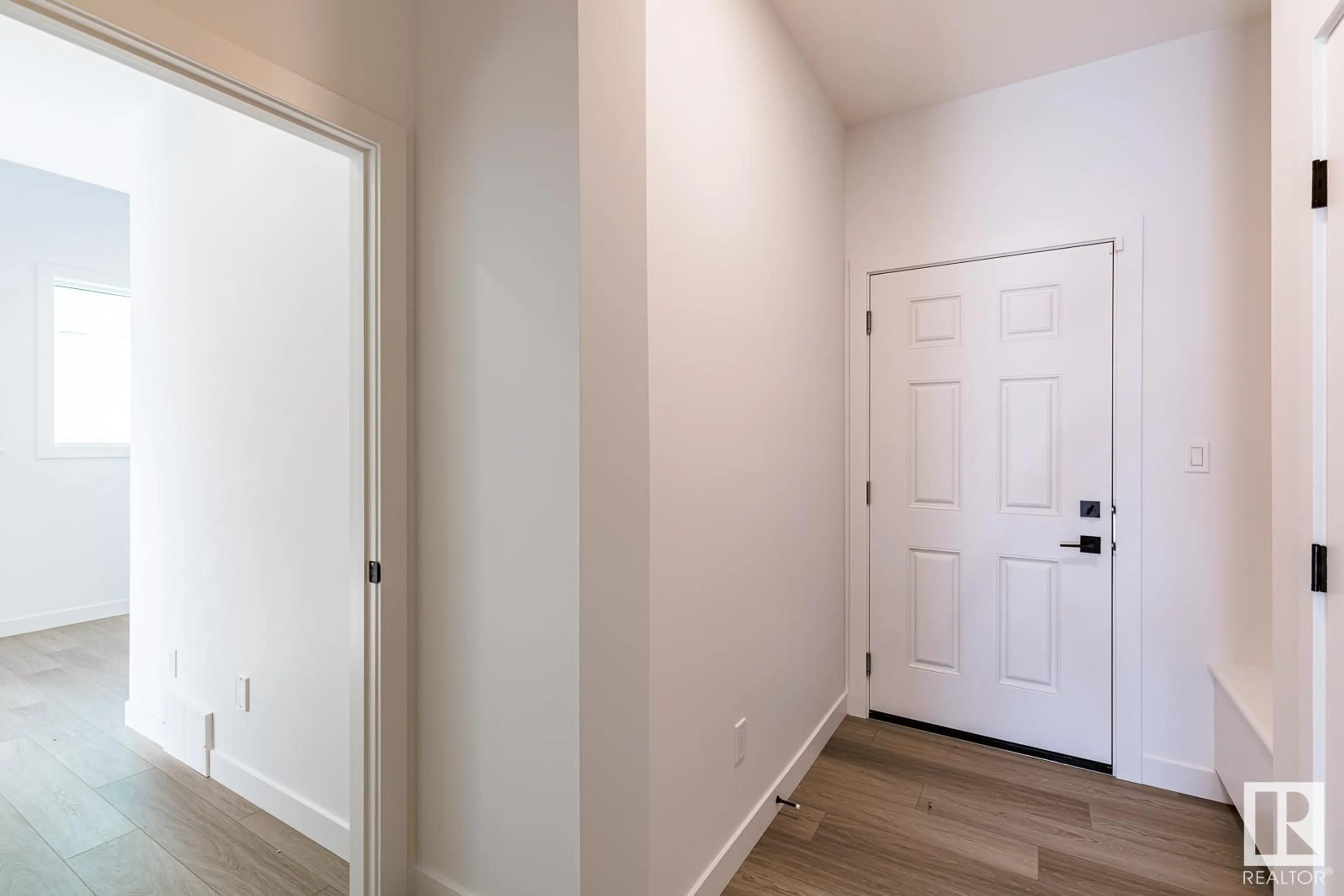 Indoor entryway for SW - 15679 18 AV, Edmonton Alberta T6W5E1