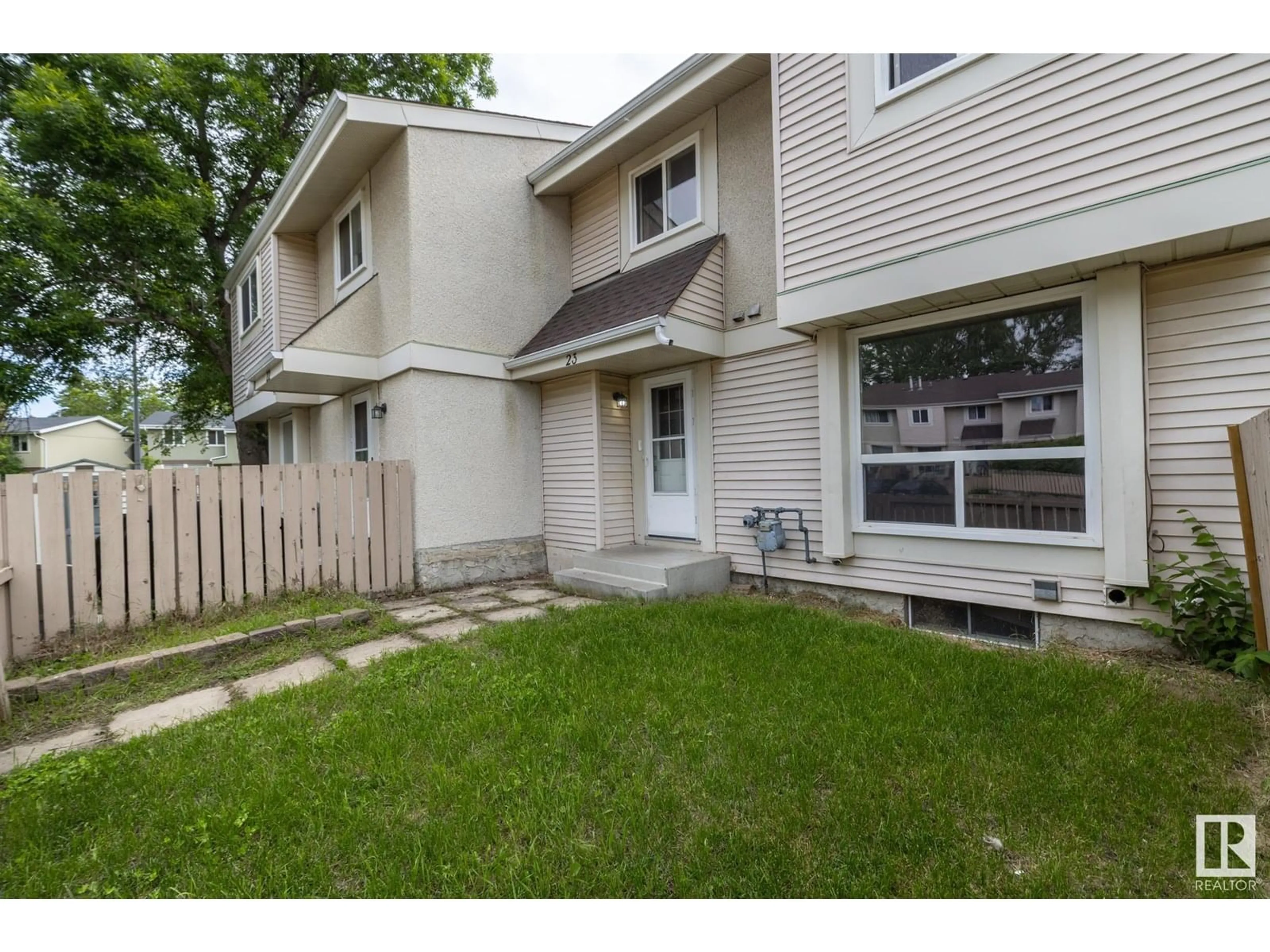Patio, street for 23 ATHABASCA AC, Devon Alberta T9G1G5