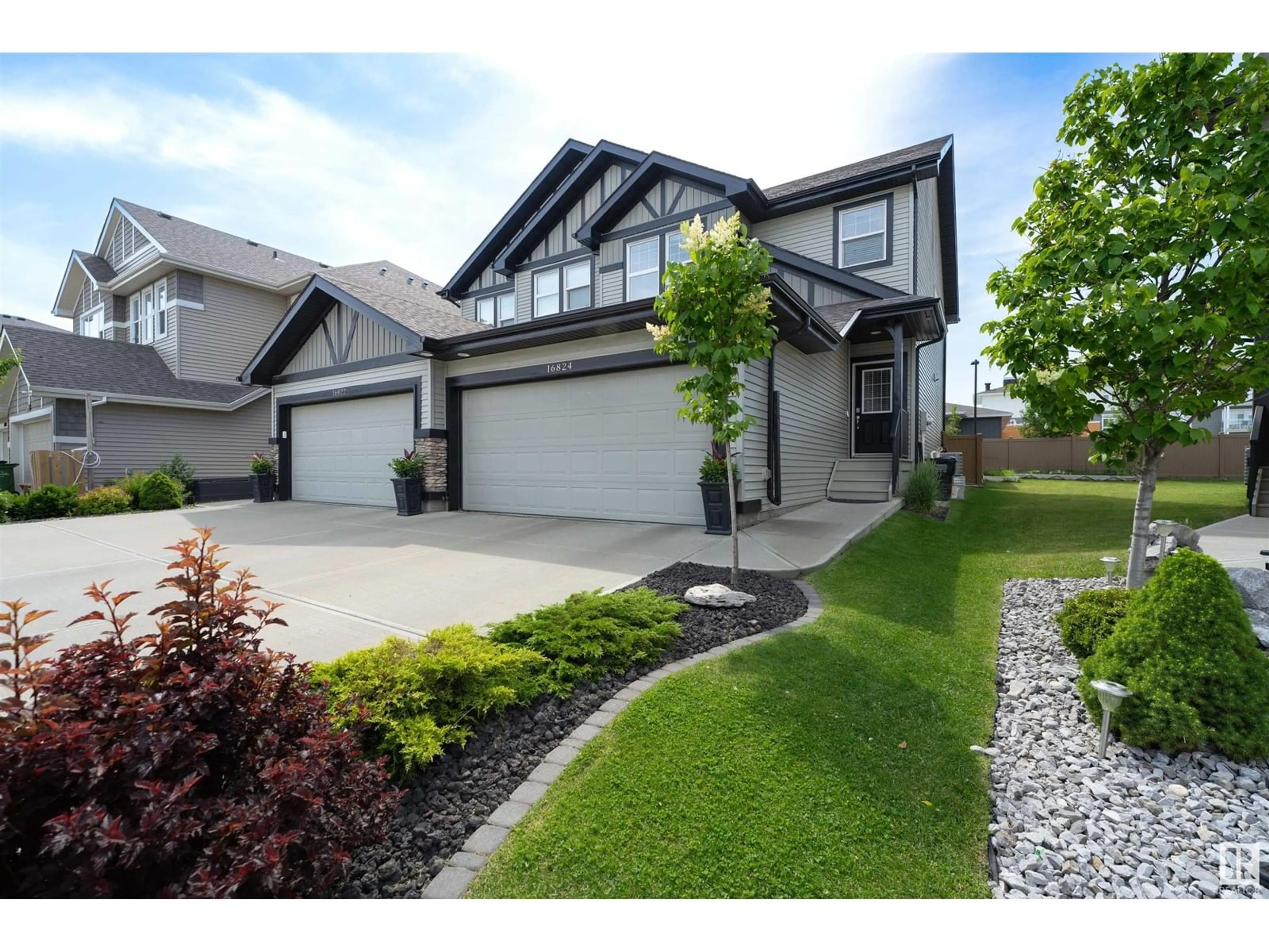 Unknown for 16824 65 ST, Edmonton Alberta T5Y3W6
