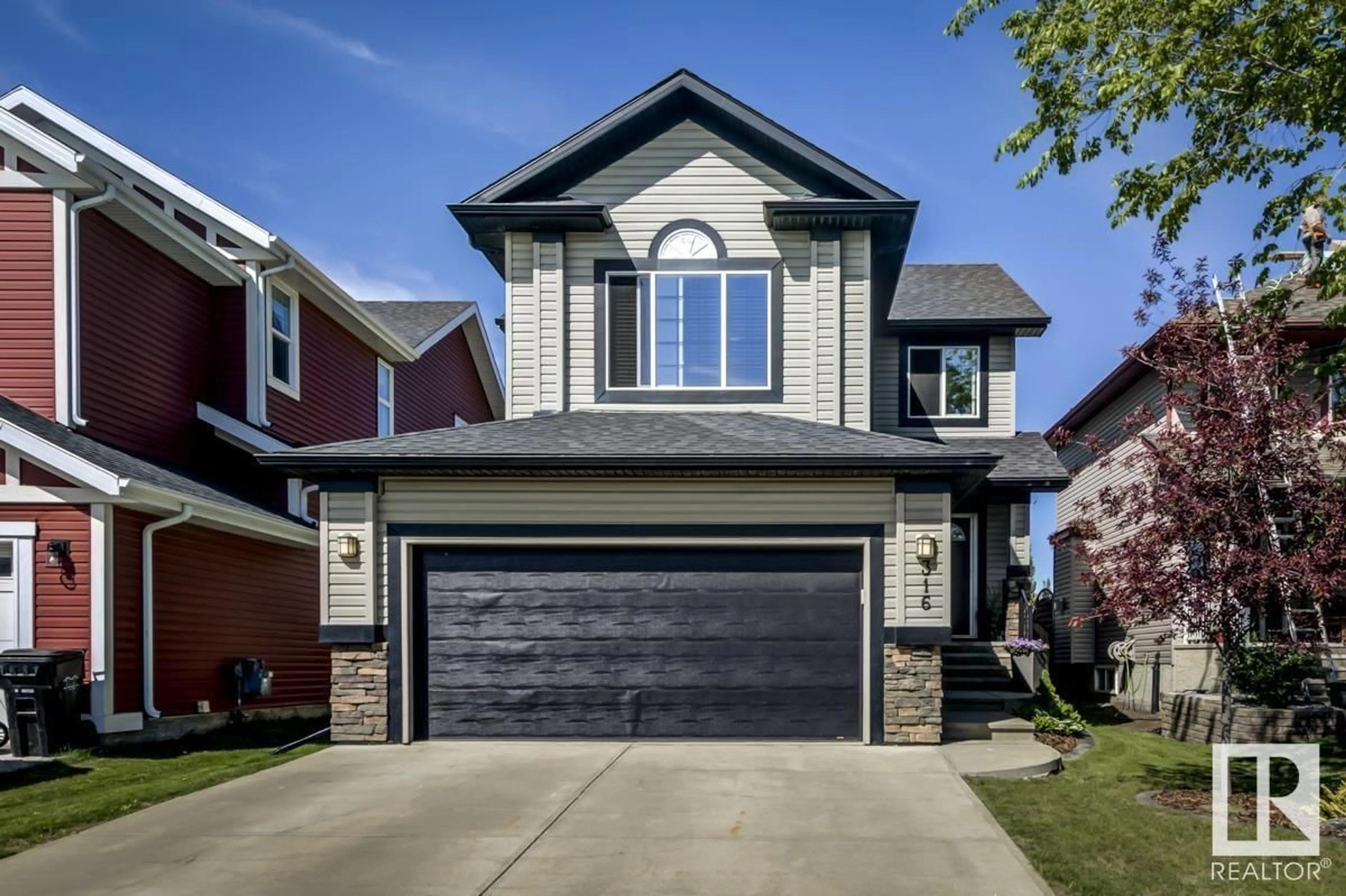 Home with vinyl exterior material, street for 316 SOUTHWICK BV, Leduc Alberta T9E0E8