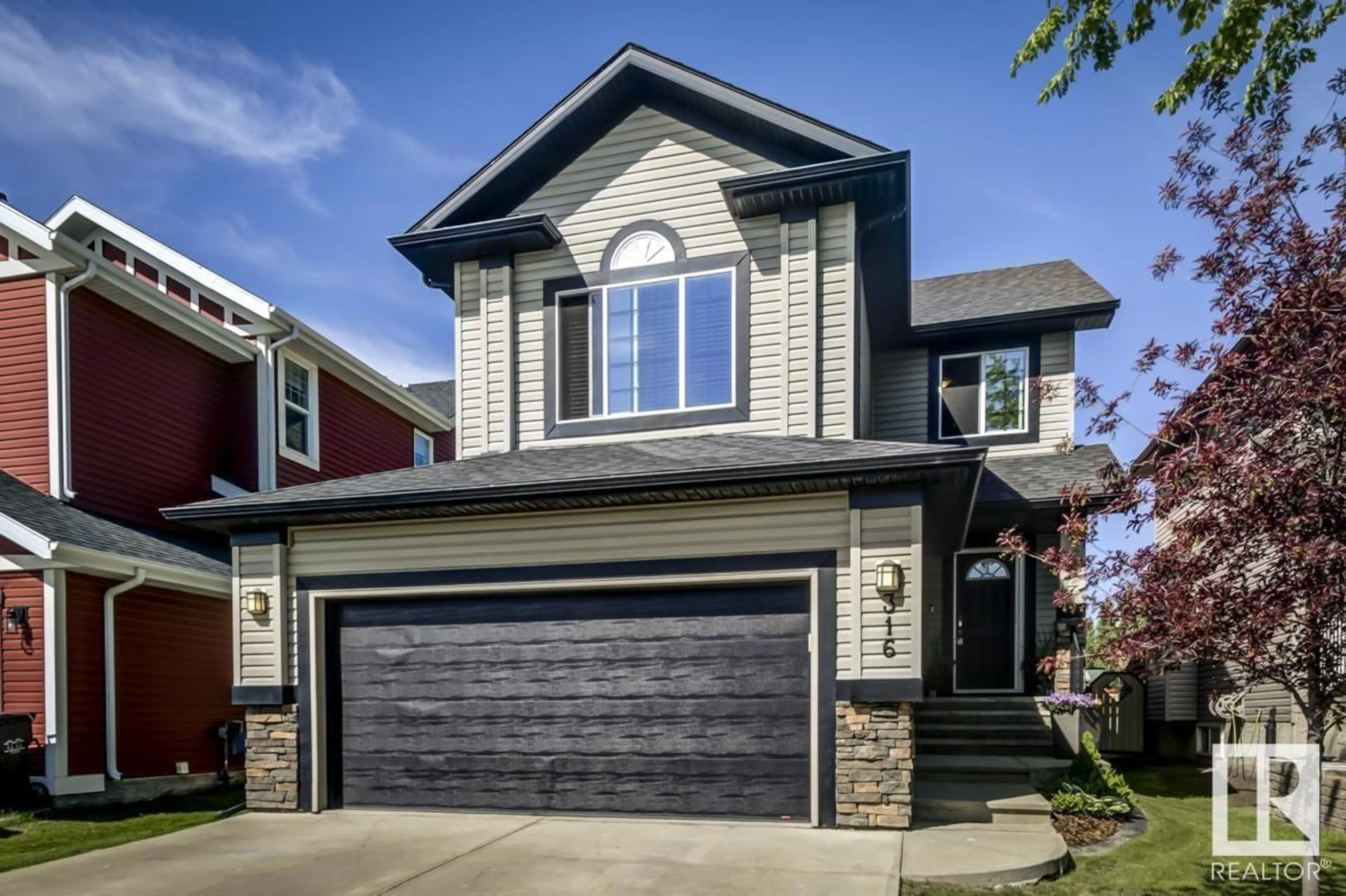 Home with vinyl exterior material, street for 316 SOUTHWICK BV, Leduc Alberta T9E0E8