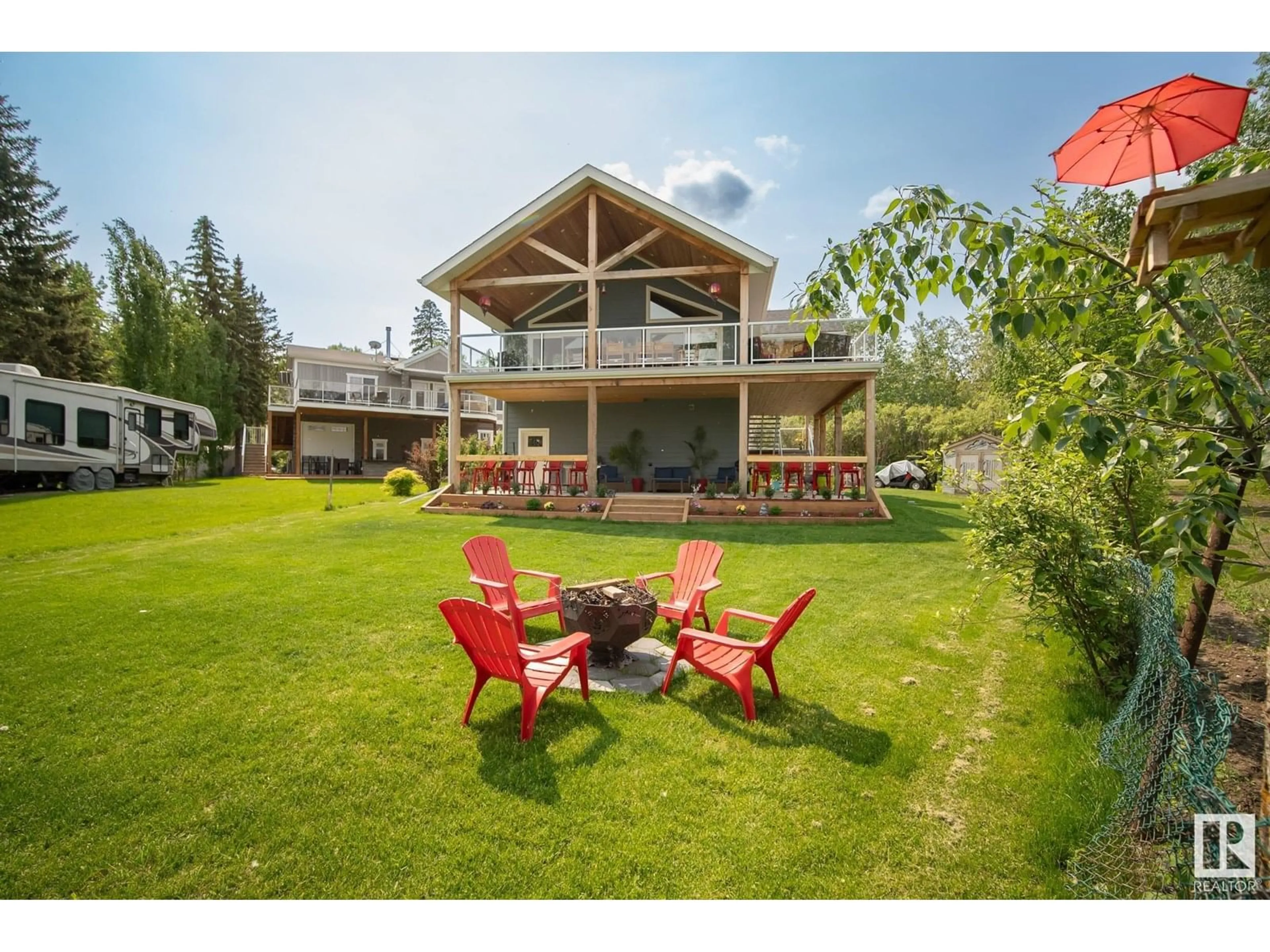 Patio, unknown for 3215 TWP ROAD 574, Rural Lac Ste. Anne County Alberta T0E0N0