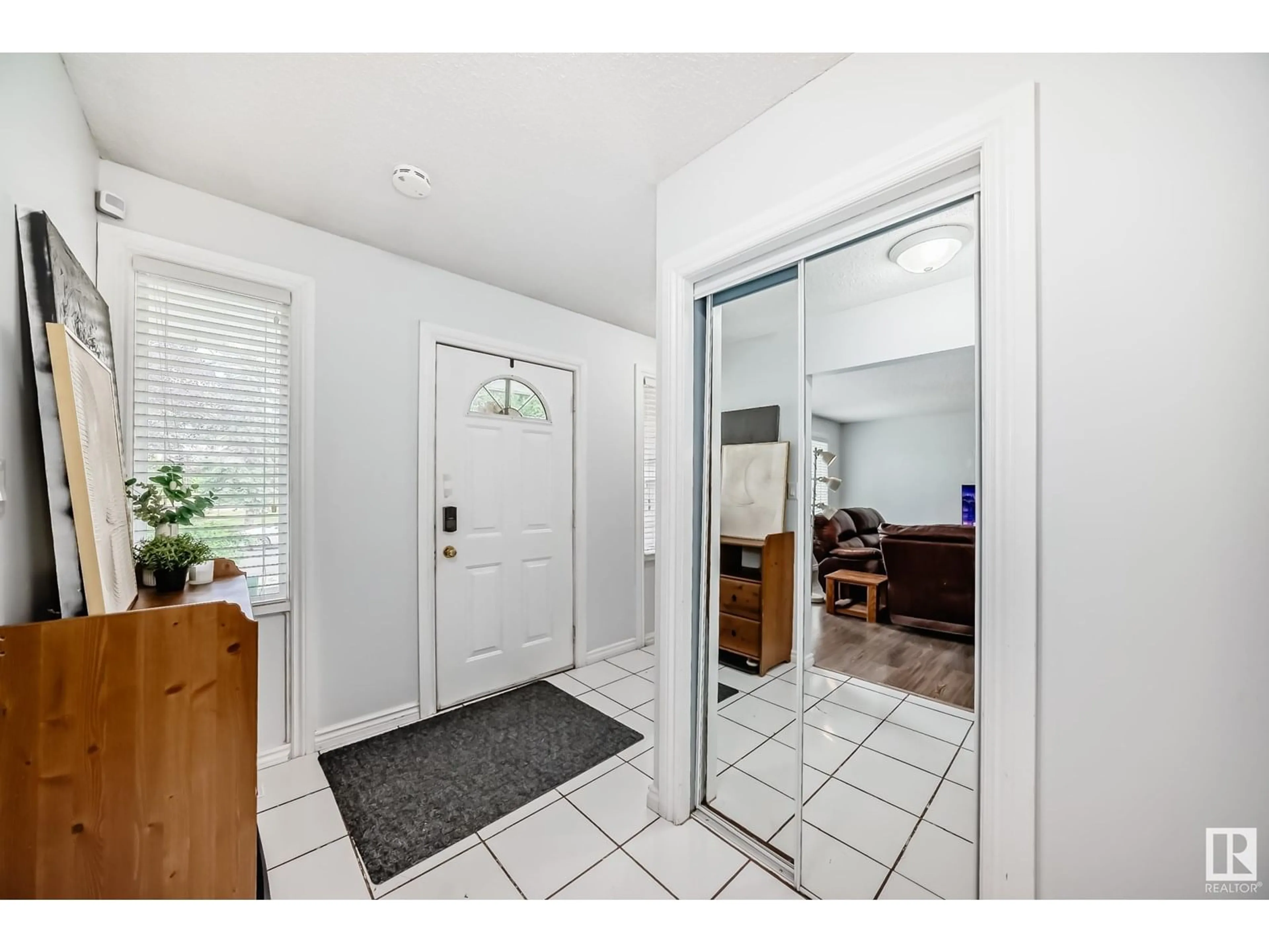 Indoor entryway for NW - 18425 62B AV, Edmonton Alberta T5T2S9