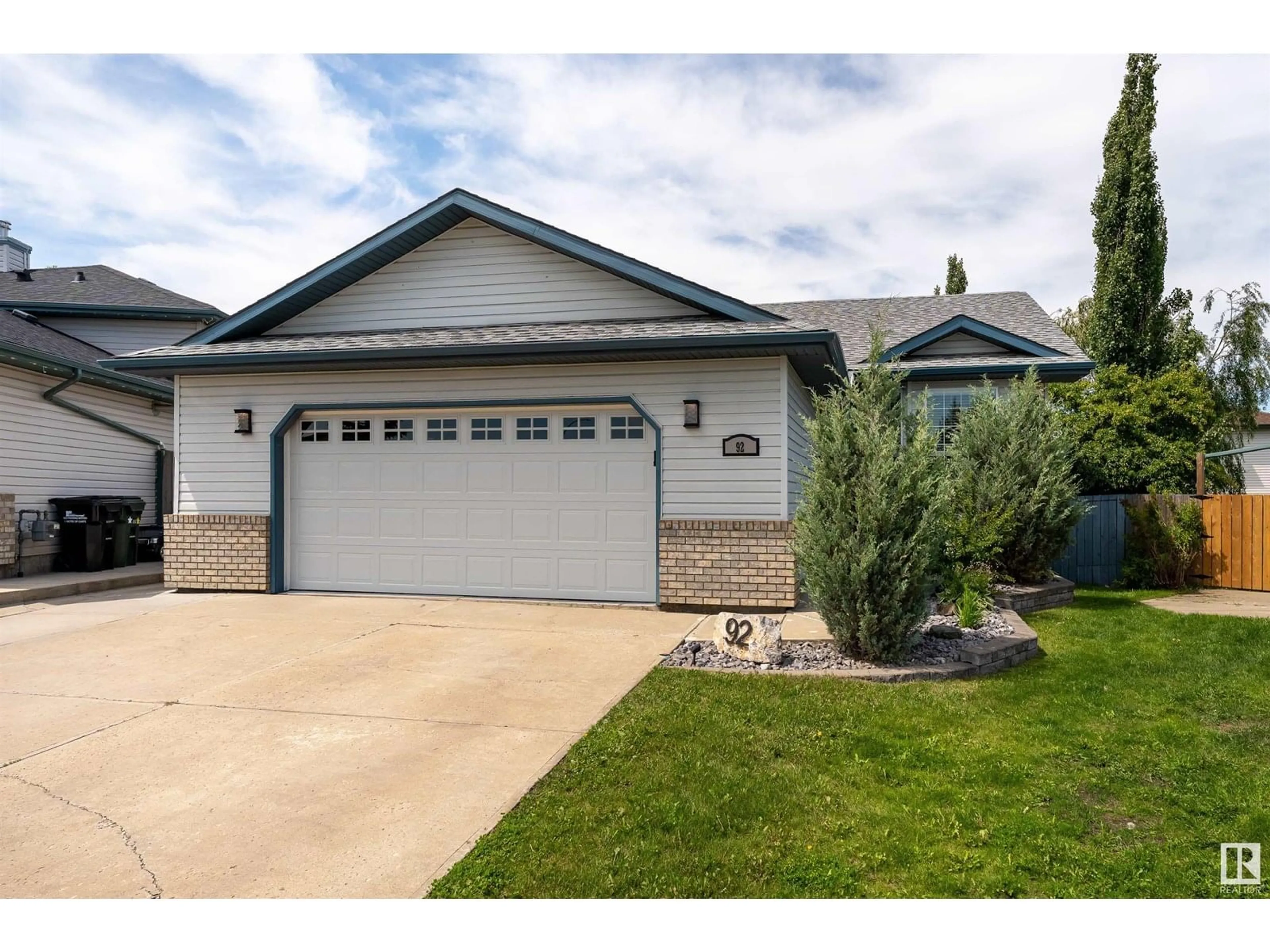 Unknown for 92 DAWSON DR, Sherwood Park Alberta T8H2B1
