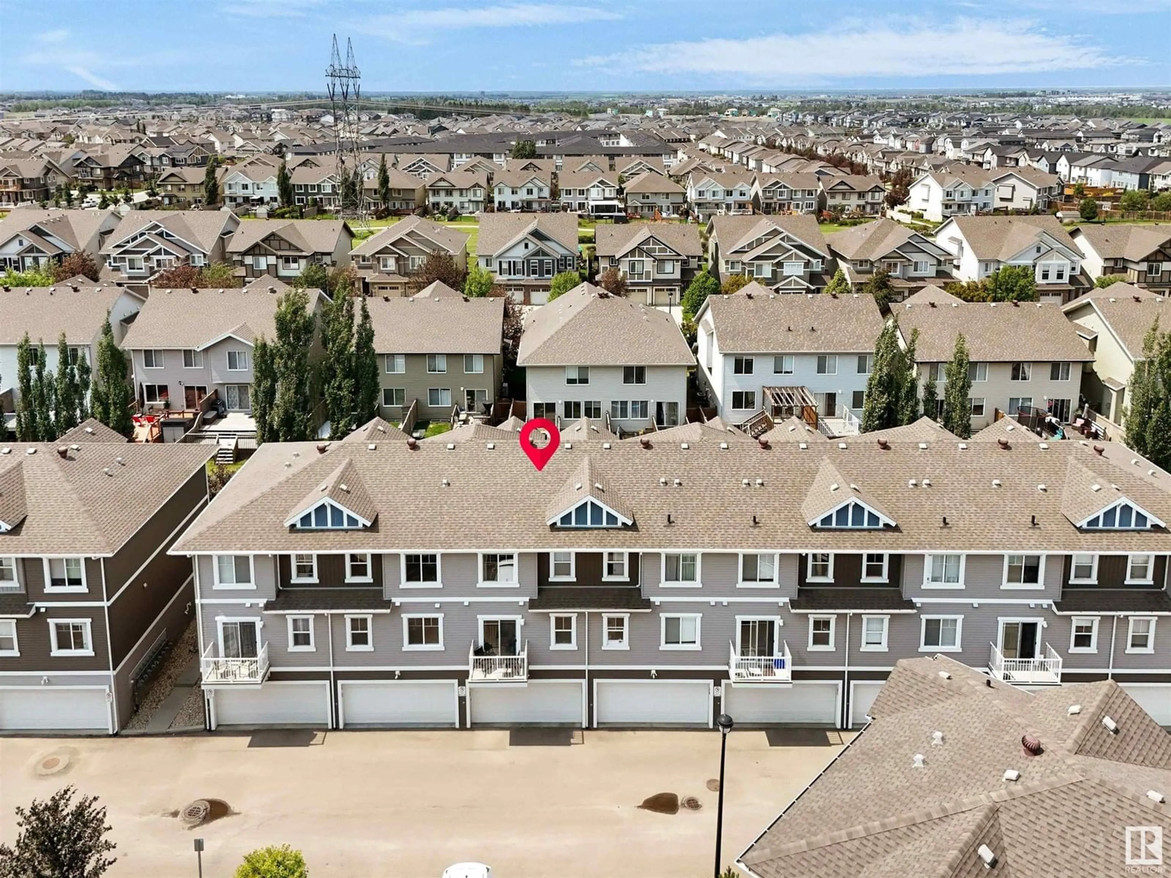 A pic from outside/outdoor area/front of a property/back of a property/a pic from drone, unknown for 1140 - 29 CHAPPELLE BV, Edmonton Alberta T6W2Z3