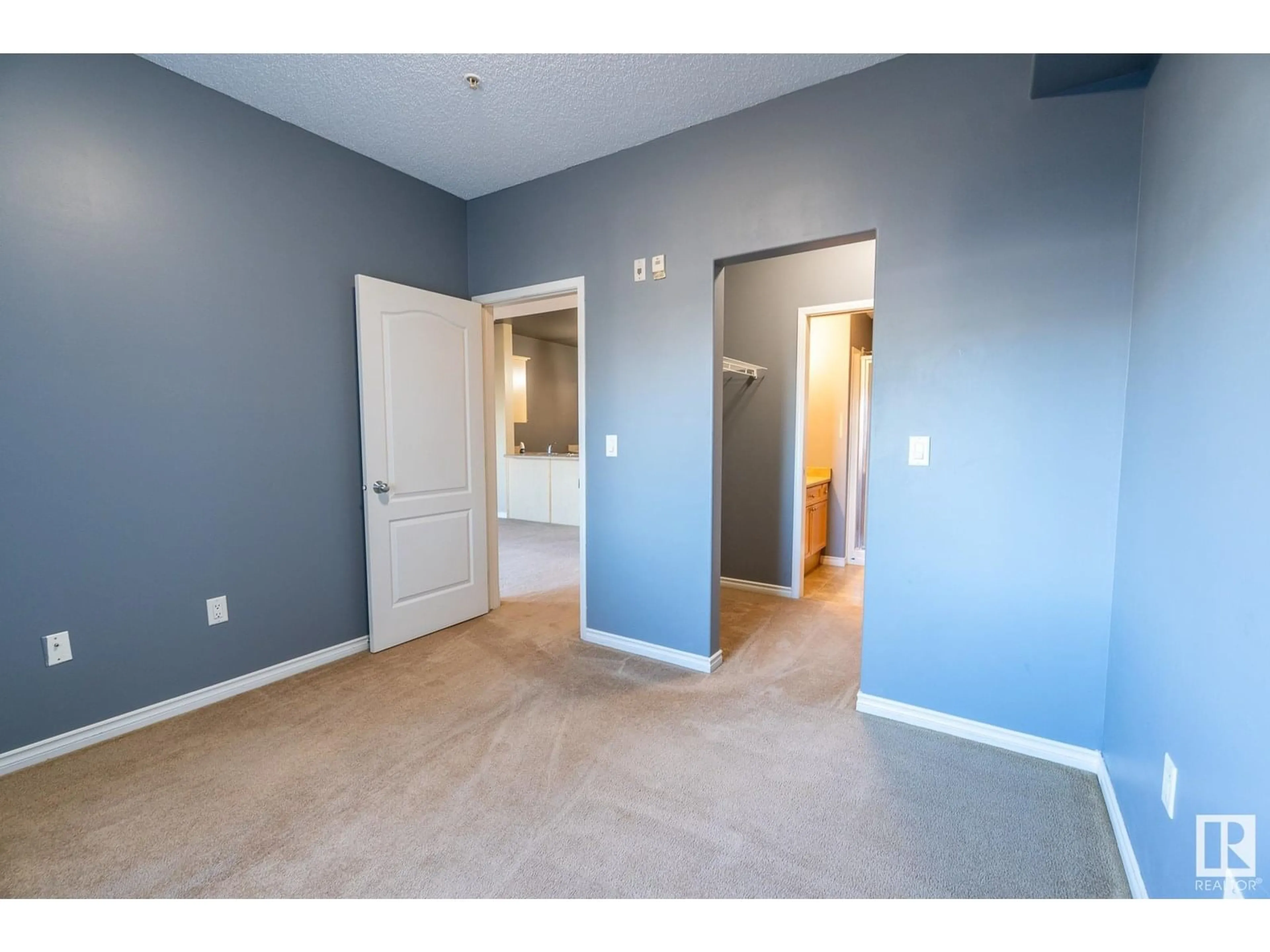 Unknown for 118 16807 100 AV NW, Edmonton Alberta T5P4Z6