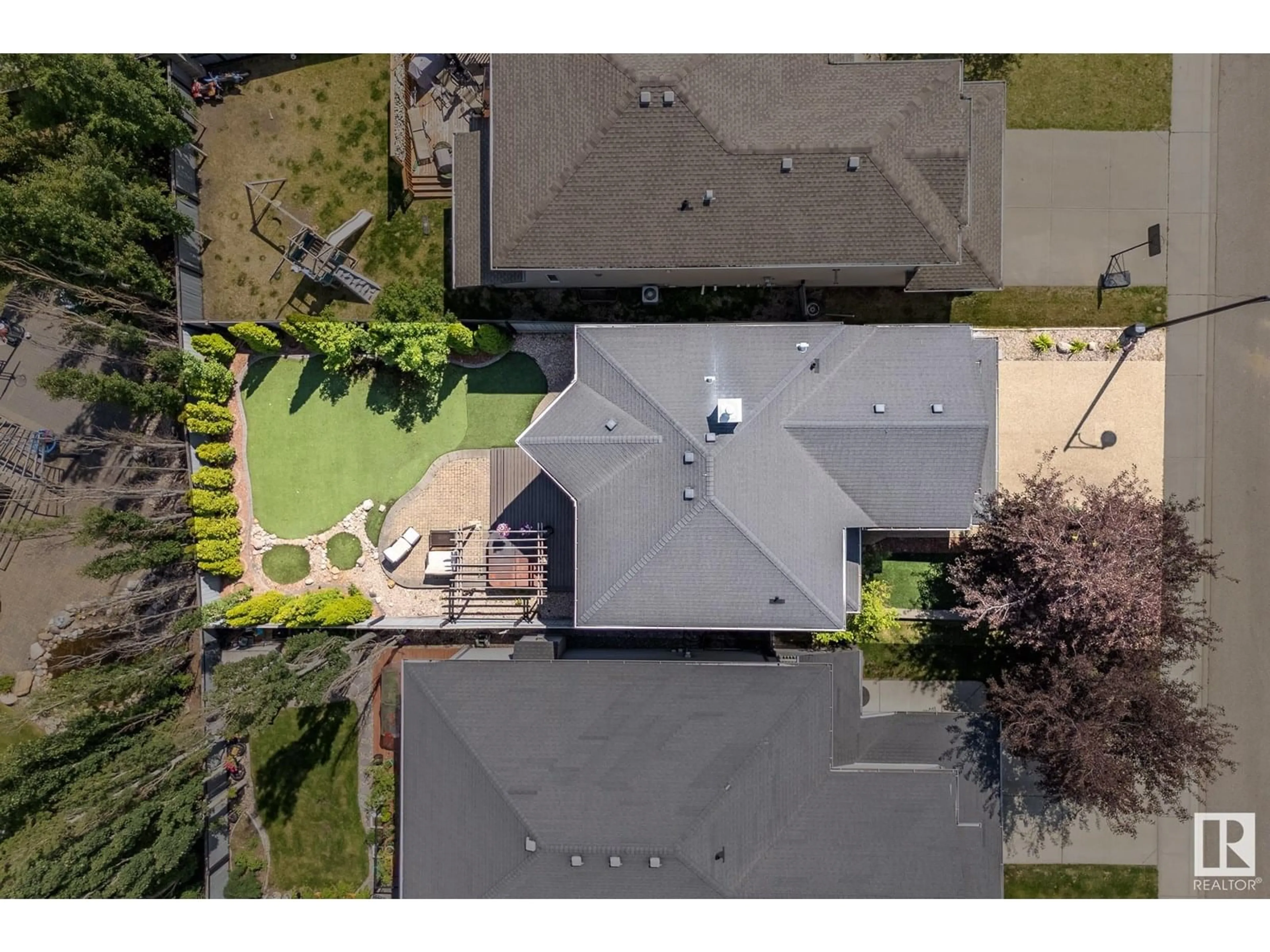A pic from outside/outdoor area/front of a property/back of a property/a pic from drone, street for LI NW - 1105 MCKINNEY LINK, Edmonton Alberta T6R0B8
