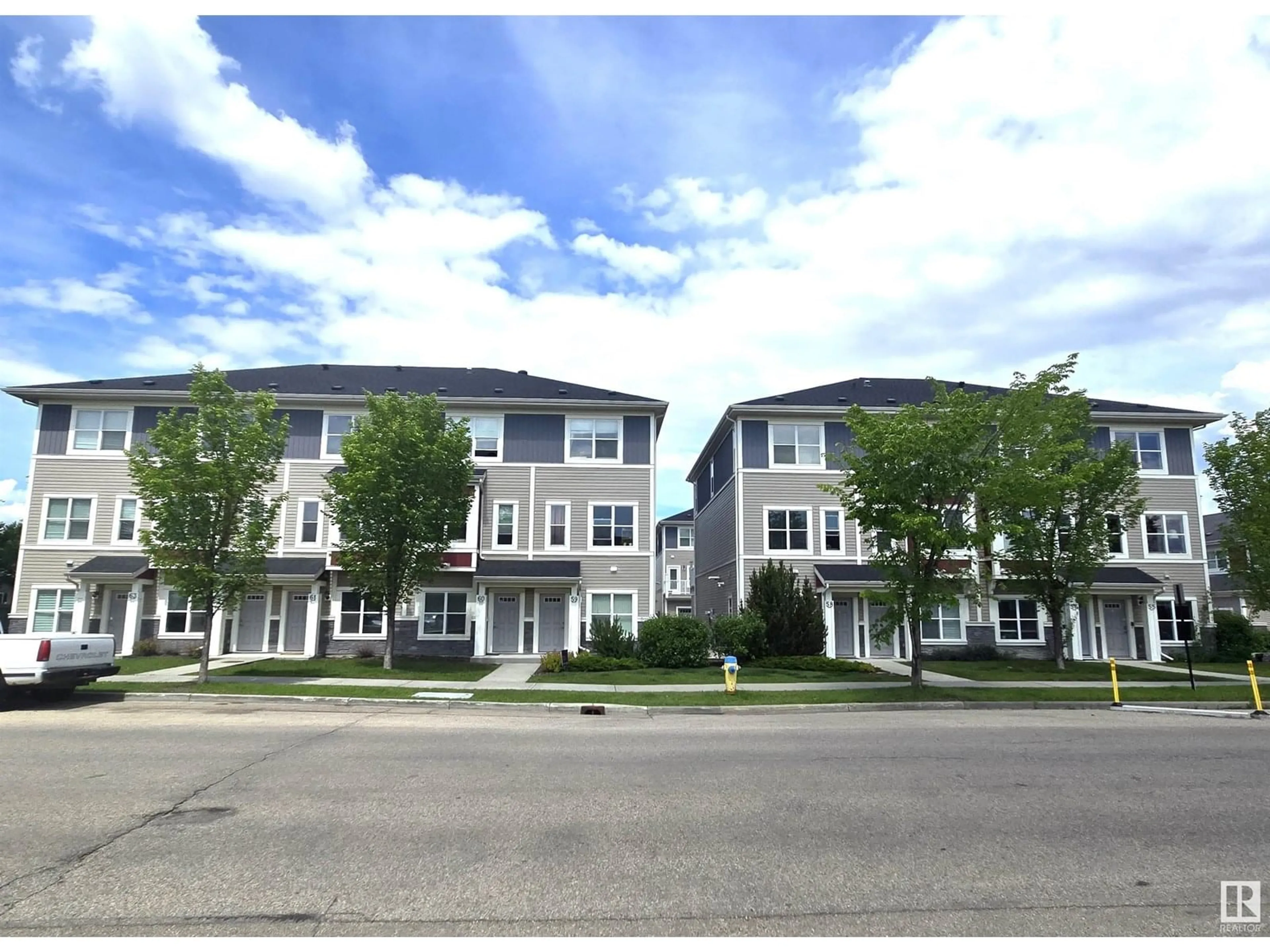 Blurry image for #62 - 3710 ALLAN DR, Edmonton Alberta T6W2C4