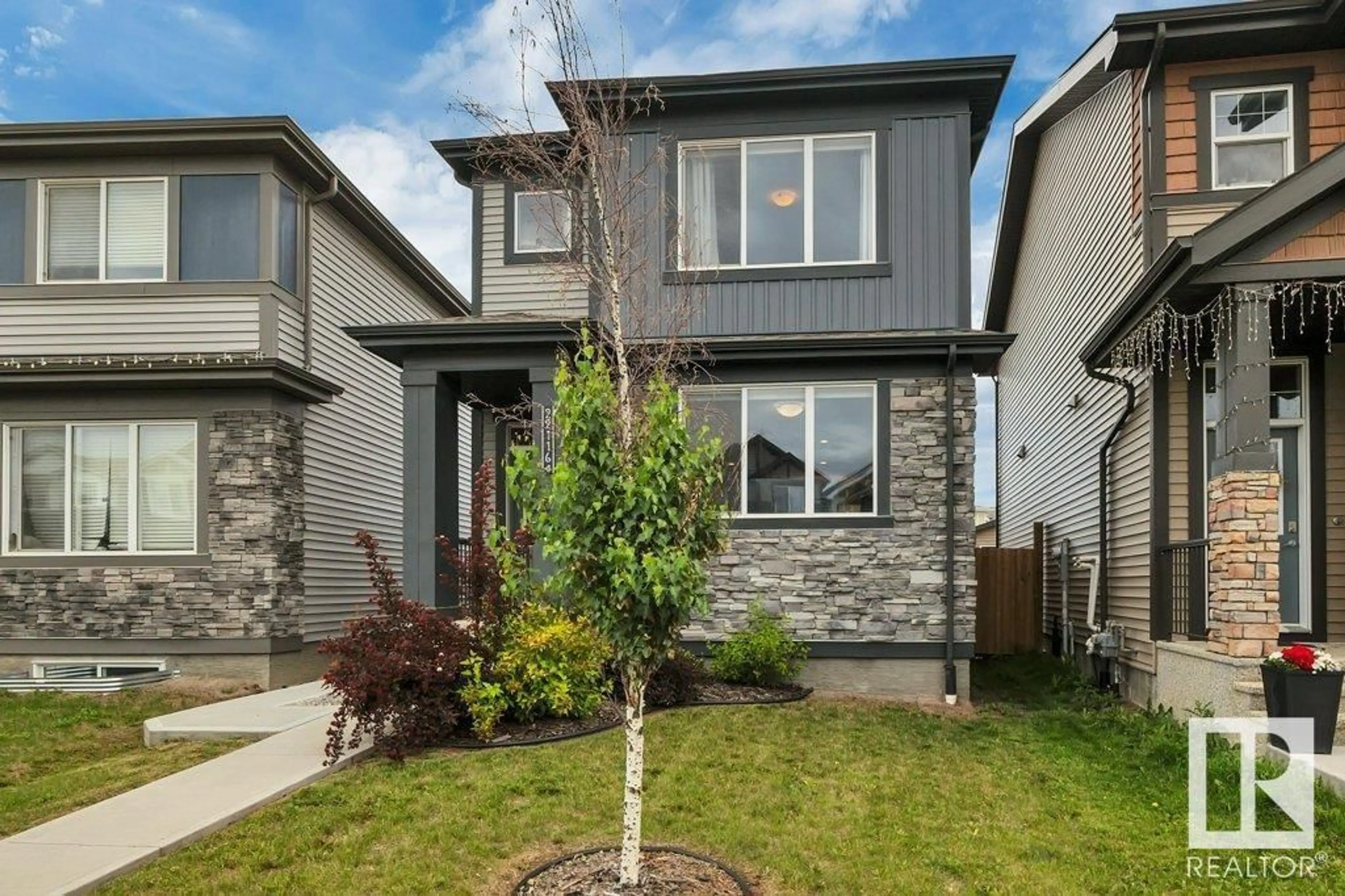 Unknown for NW - 22116 85 AV, Edmonton Alberta T5T7E4