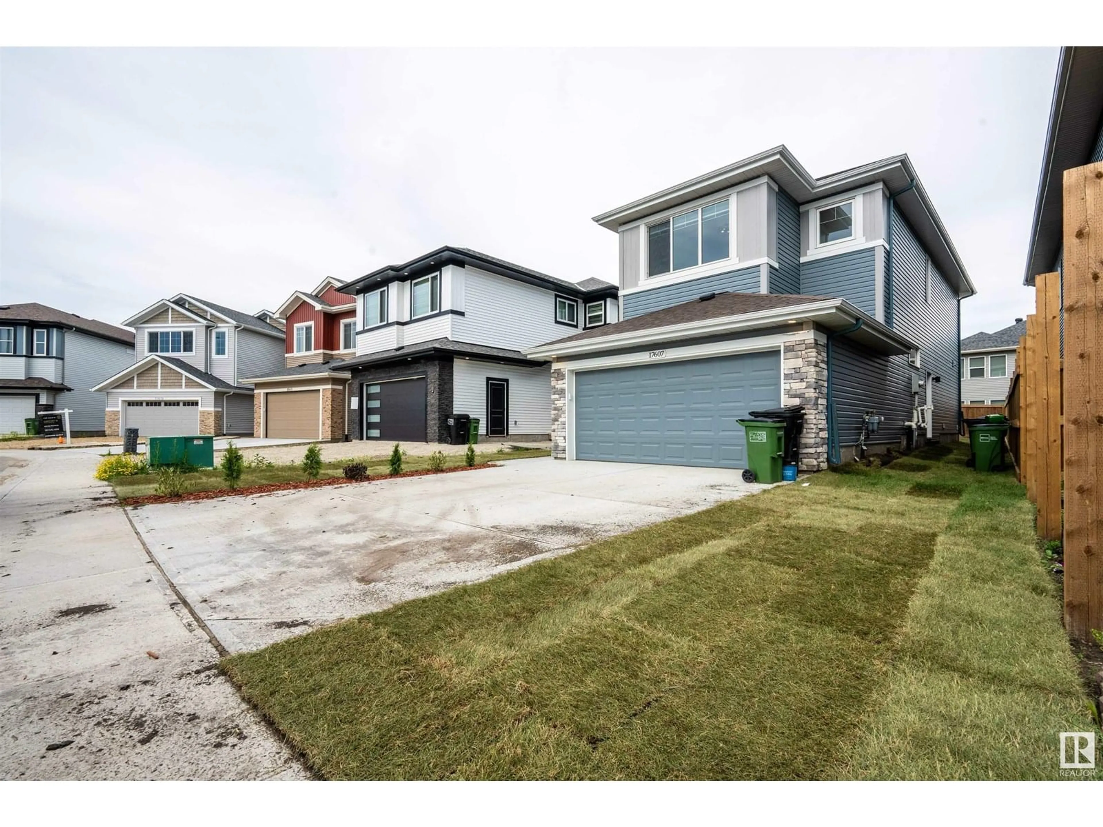 Unknown for 17607 48ST NW, Edmonton Alberta T5Y0N4