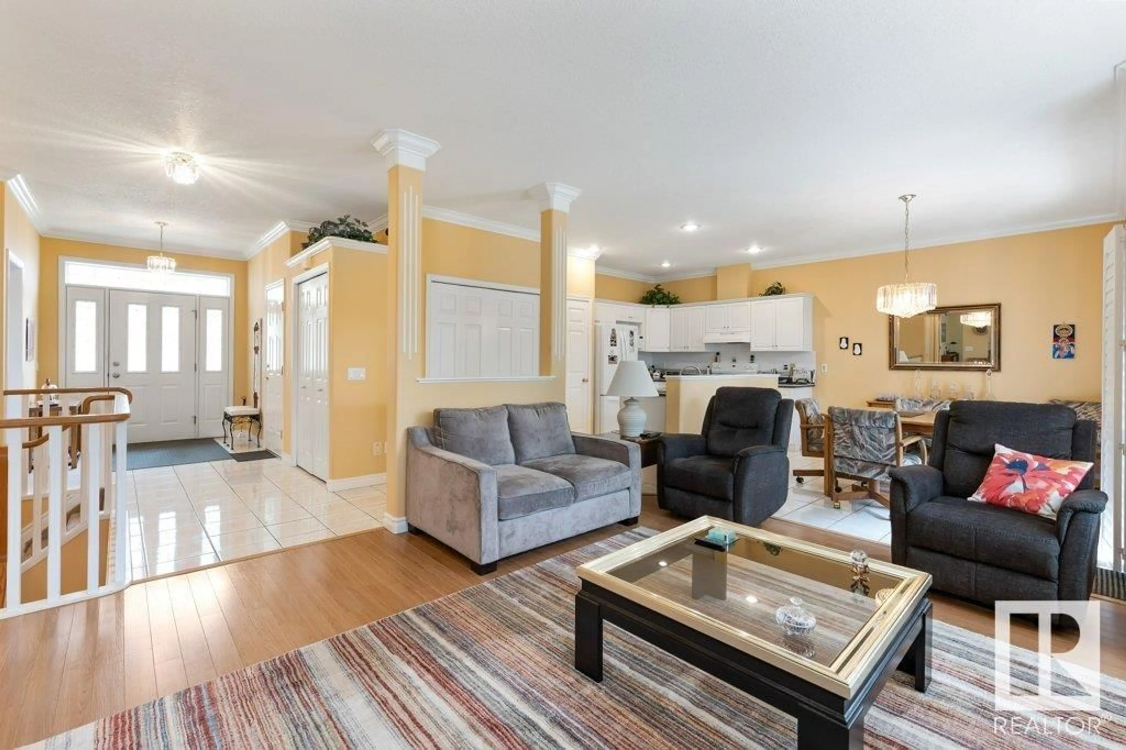 Open concept kitchen, unknown for 1 - 14 OAKMONT DR, St. Albert Alberta T8N6L6