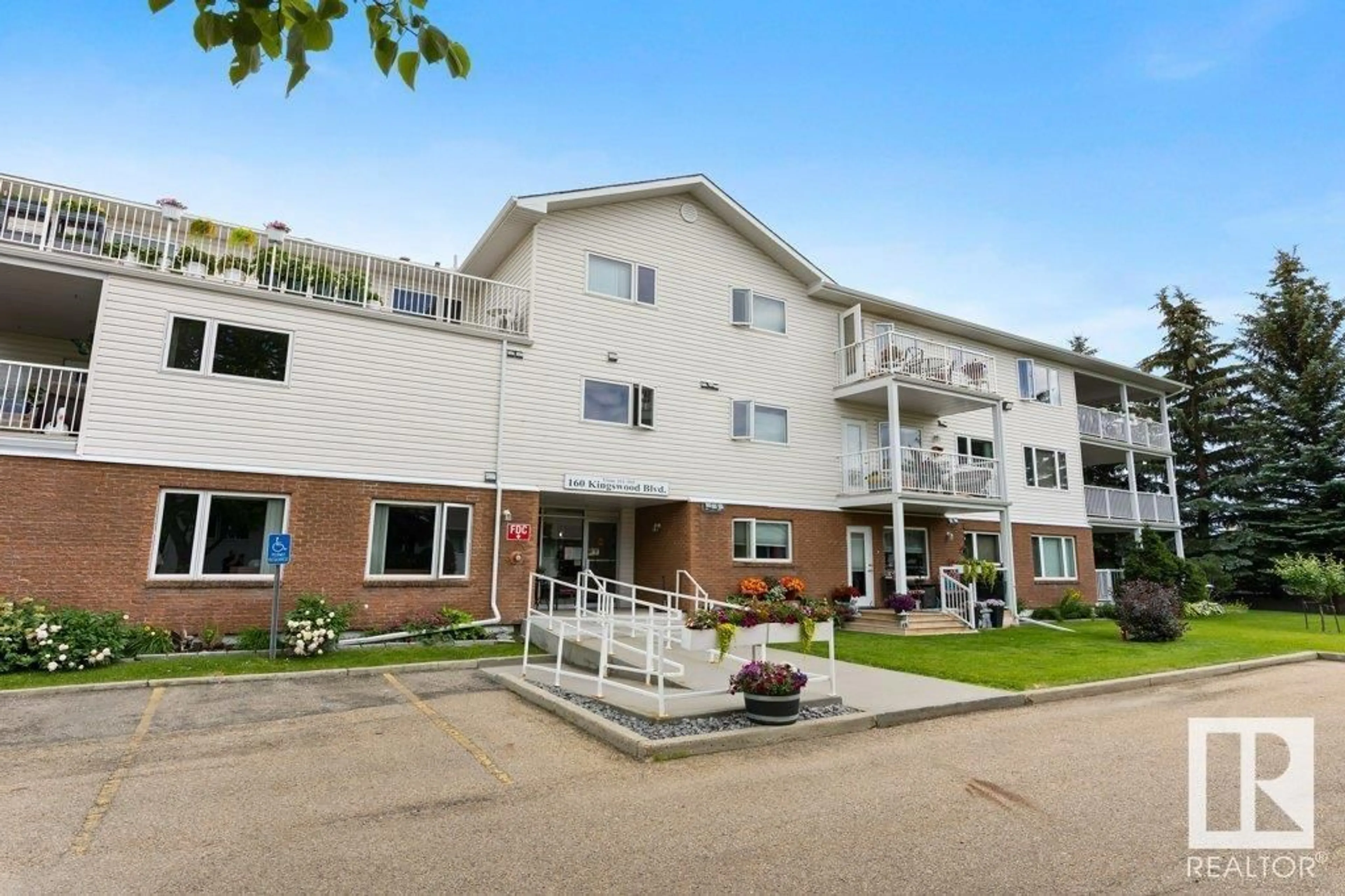 Unknown for #104 - 160 KINGSWOOD BV, St. Albert Alberta T8N6Z2