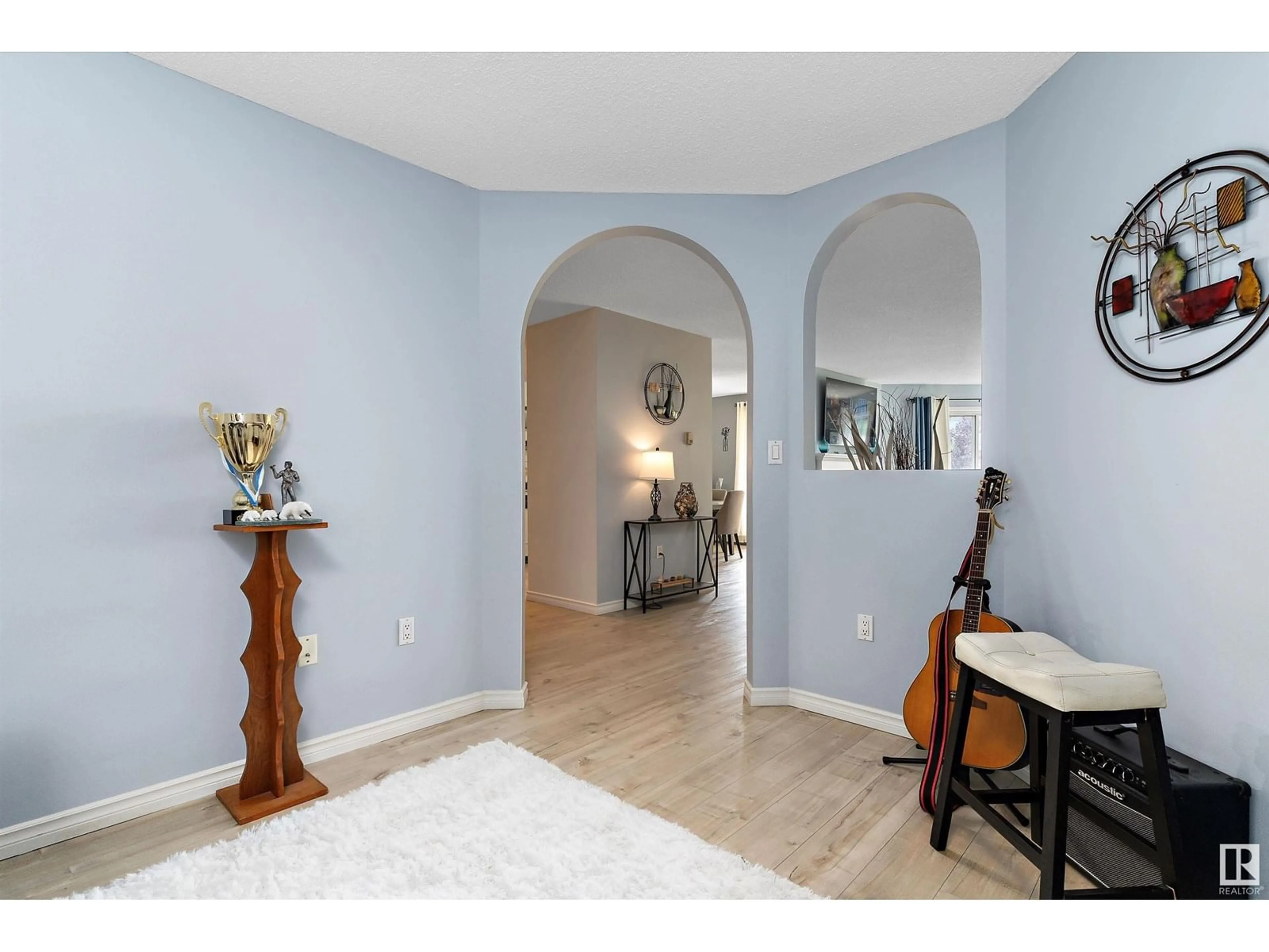 Indoor entryway for 212 - 15499 CASTLE DOWNS RD, Edmonton Alberta T5X5Y3