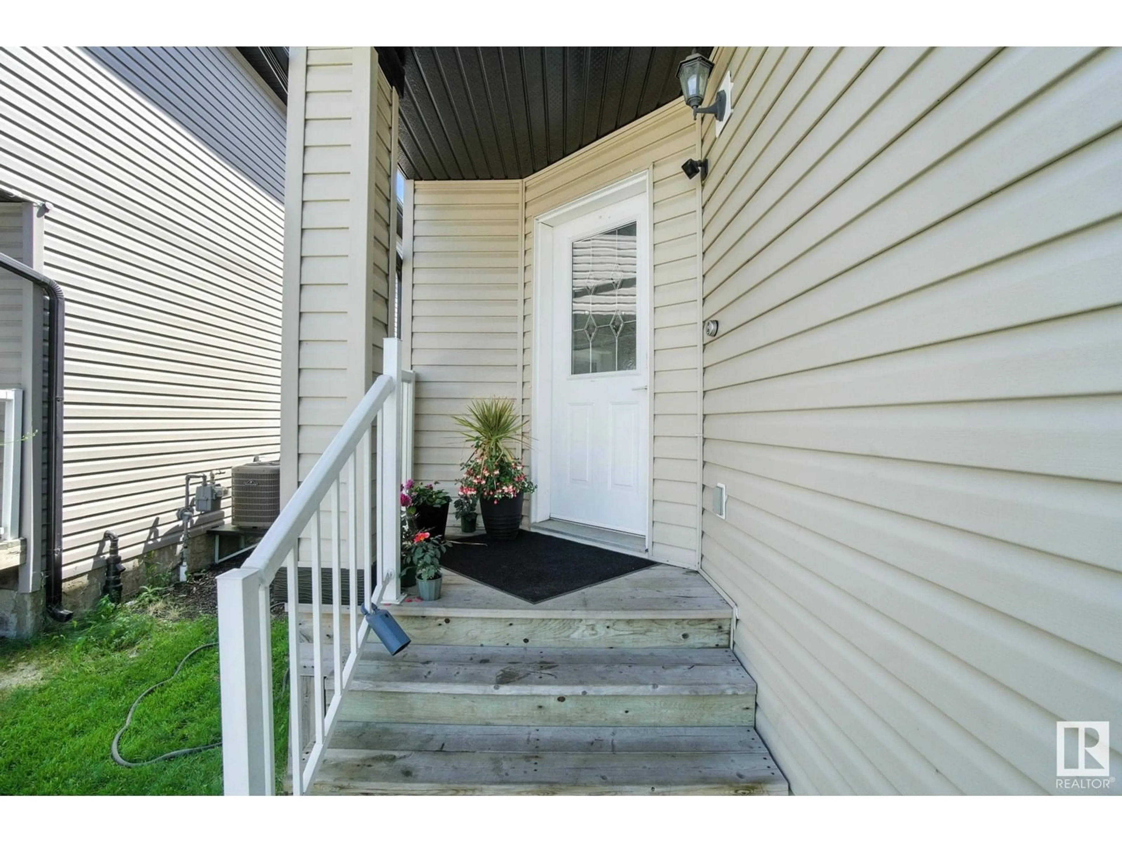 Unknown for 5119 164 AV, Edmonton Alberta T5Y0H5