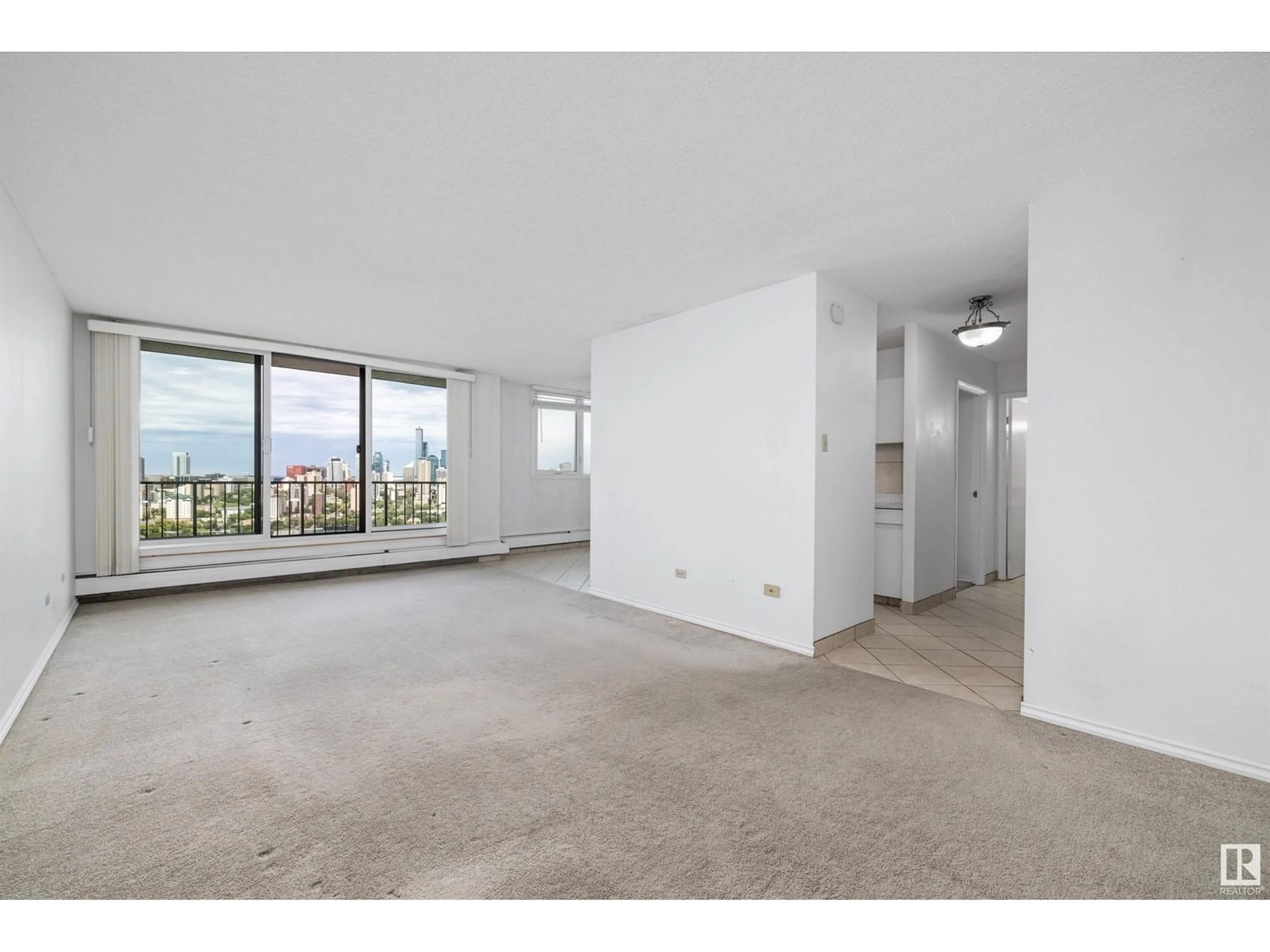 A pic of a room for 2003 SASKATCHEWAN DR, Edmonton Alberta T6E4Y9