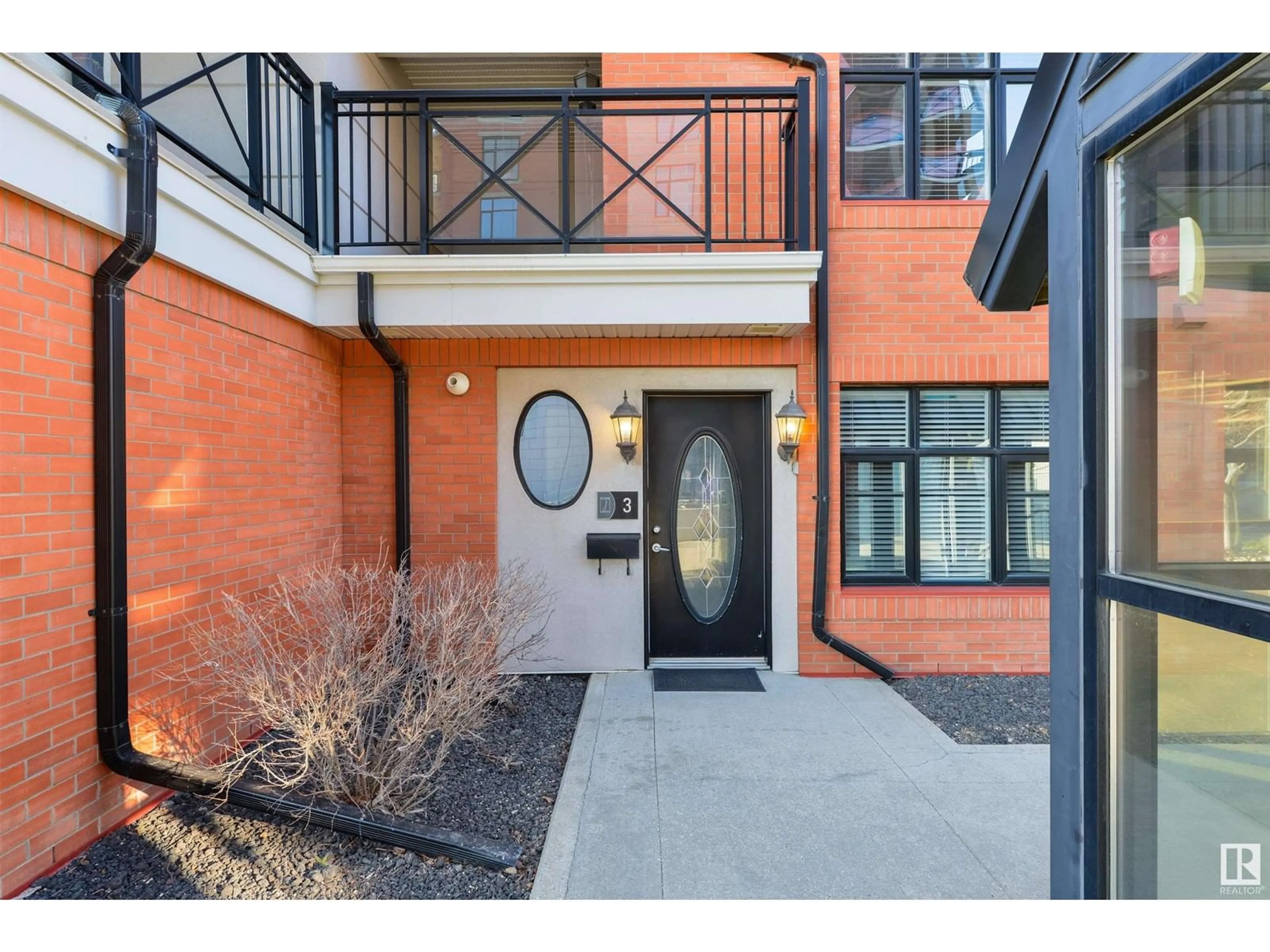 Indoor entryway for 9026 - 3 JASPER AVE, Edmonton Alberta T5H3S8