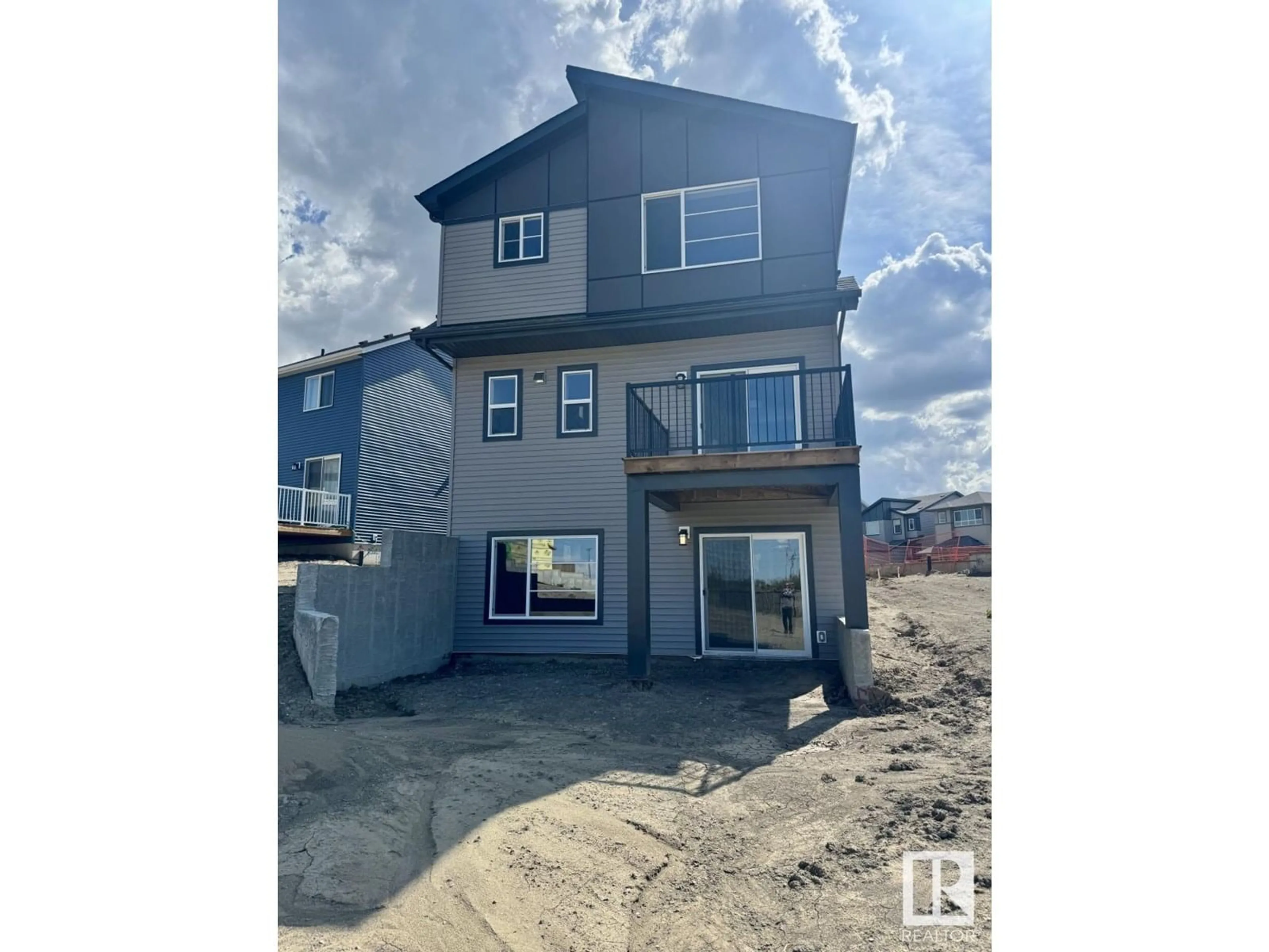 Home with vinyl exterior material, building for NW - 17423 3 ST, Edmonton Alberta T5Y4G7