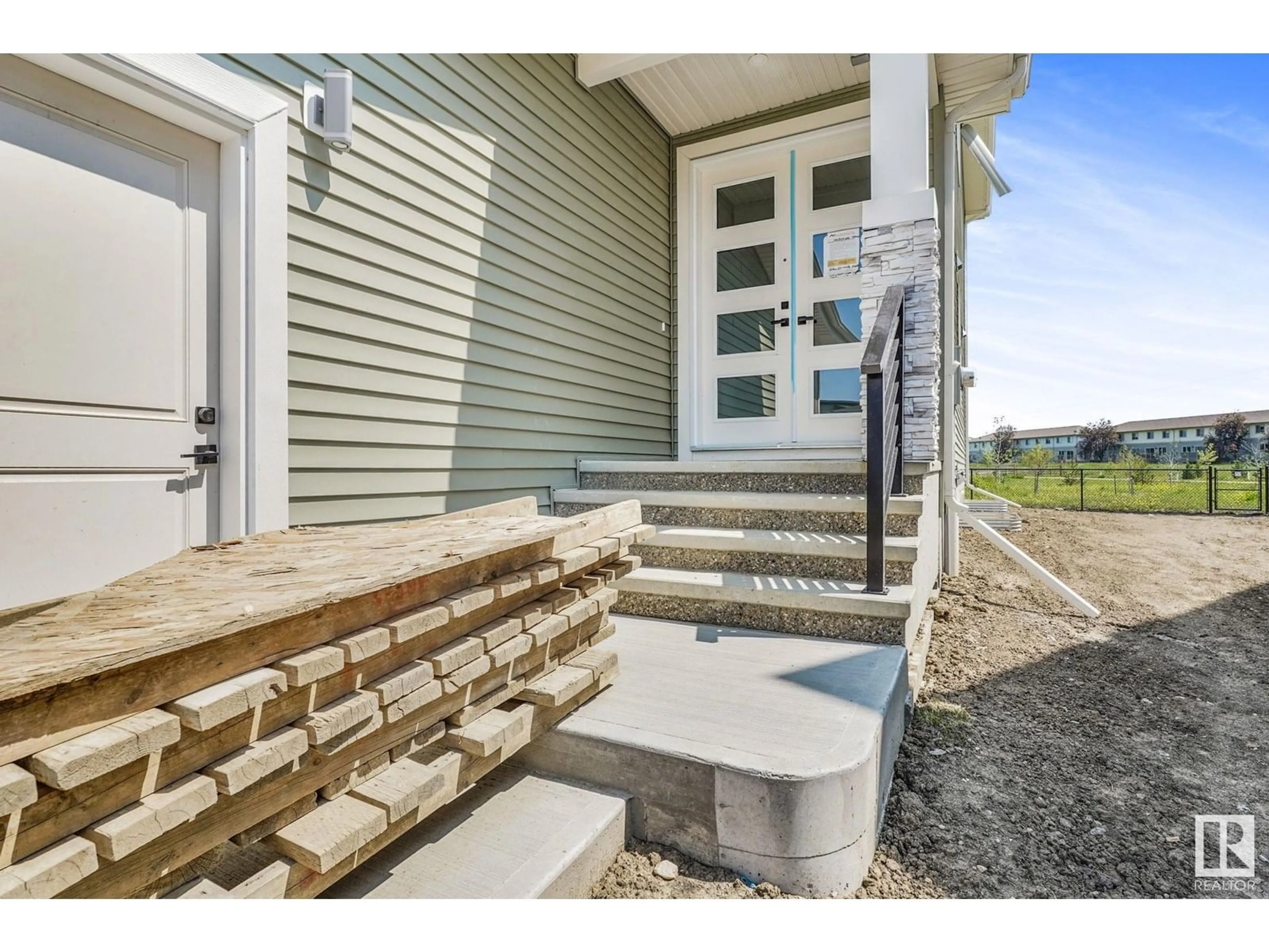 Unknown for 150 CREEKSIDE LANE LN, Leduc Alberta T9E1T1