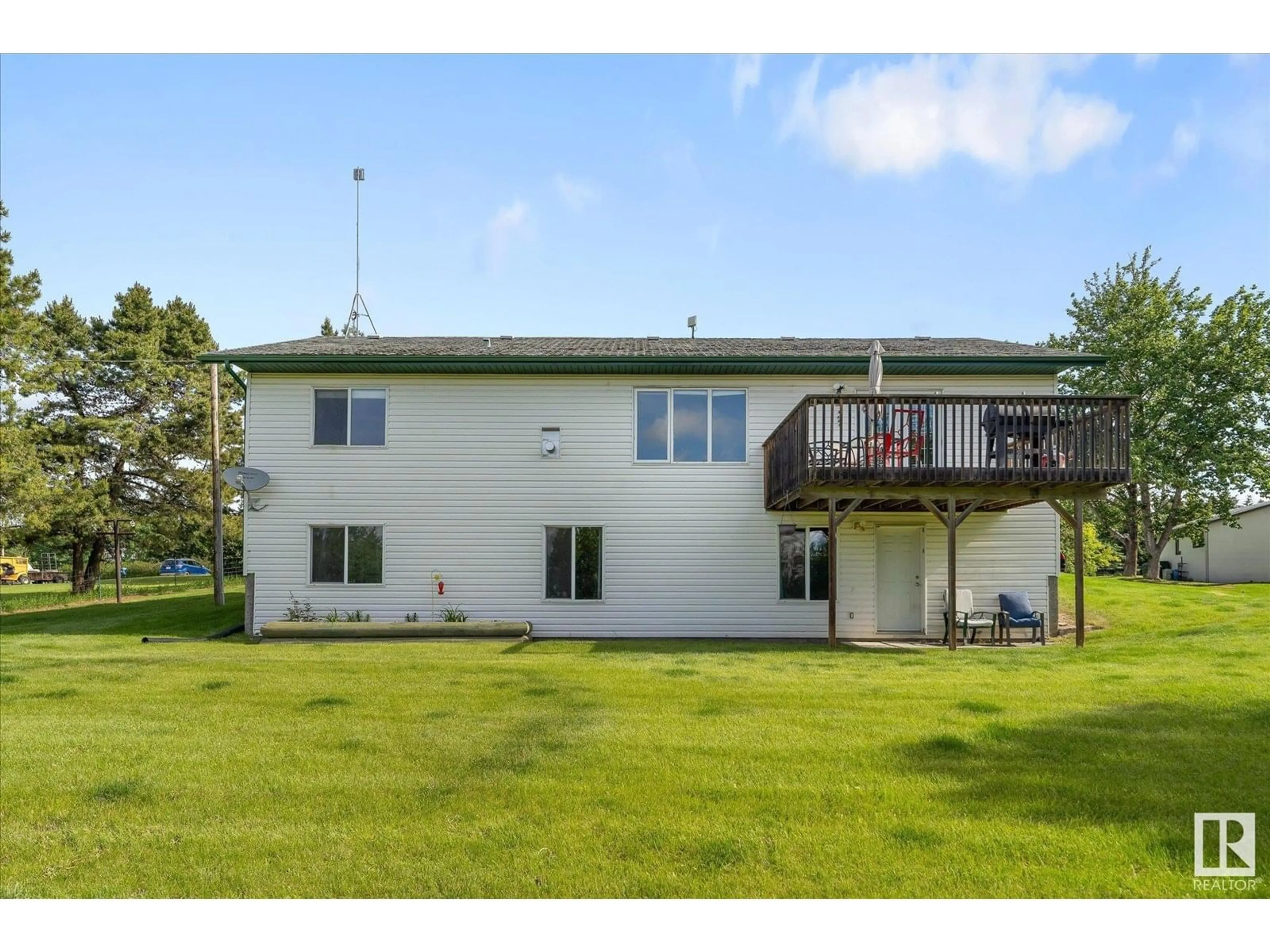 A pic from outside/outdoor area/front of a property/back of a property/a pic from drone, water/lake/river/ocean view for 5 RGE RD 14, Rural Parkland County Alberta T7Y0C2