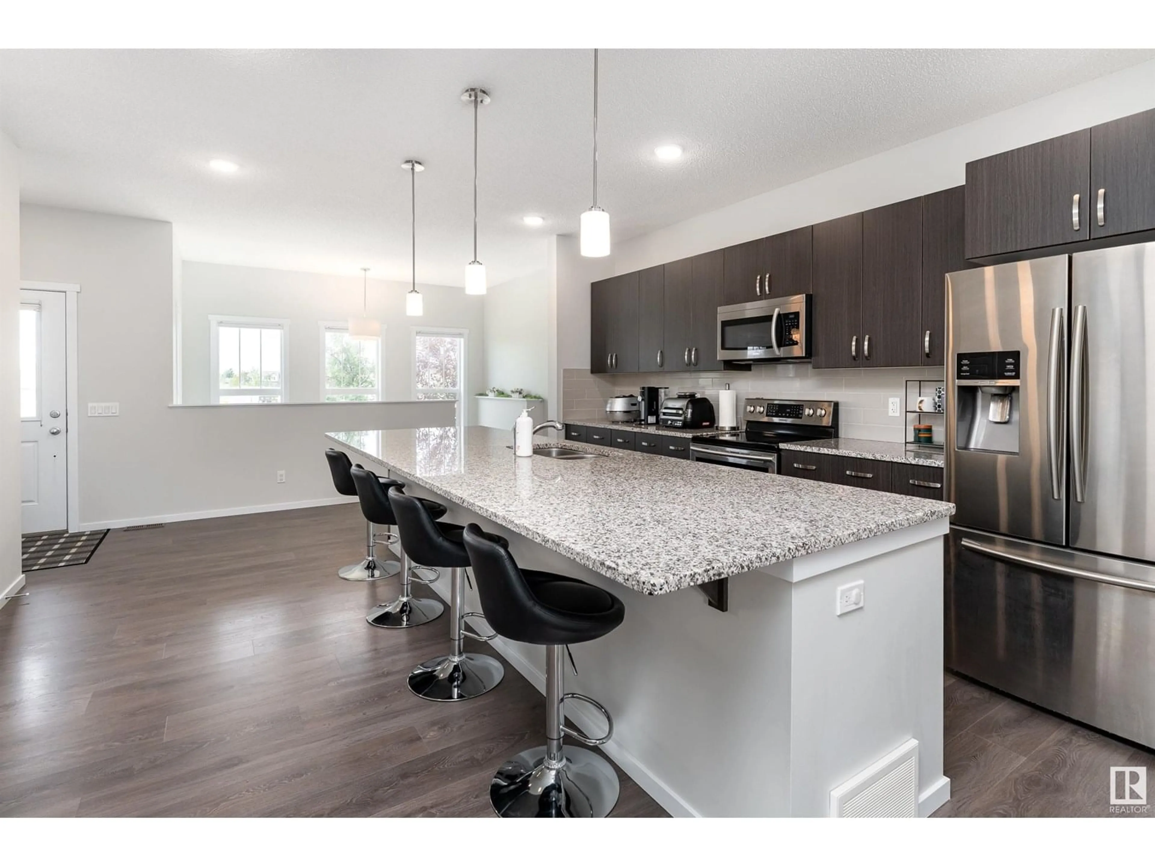 Open concept kitchen, unknown for 345 ORCHARDS BV, Edmonton Alberta T6X1Y9