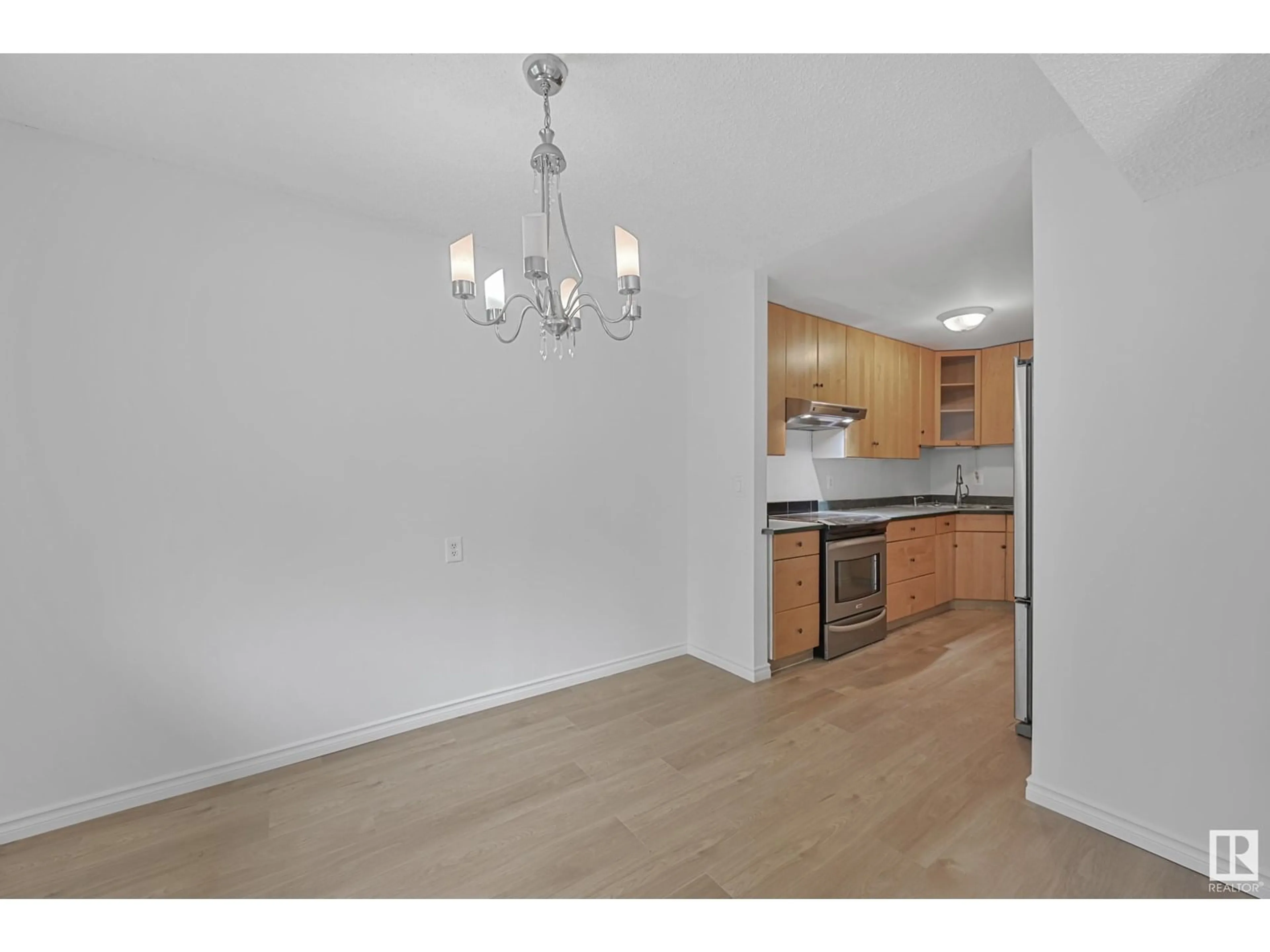 Standard kitchen, wood/laminate floor for NW - 2341 85 ST, Edmonton Alberta T6K3H1
