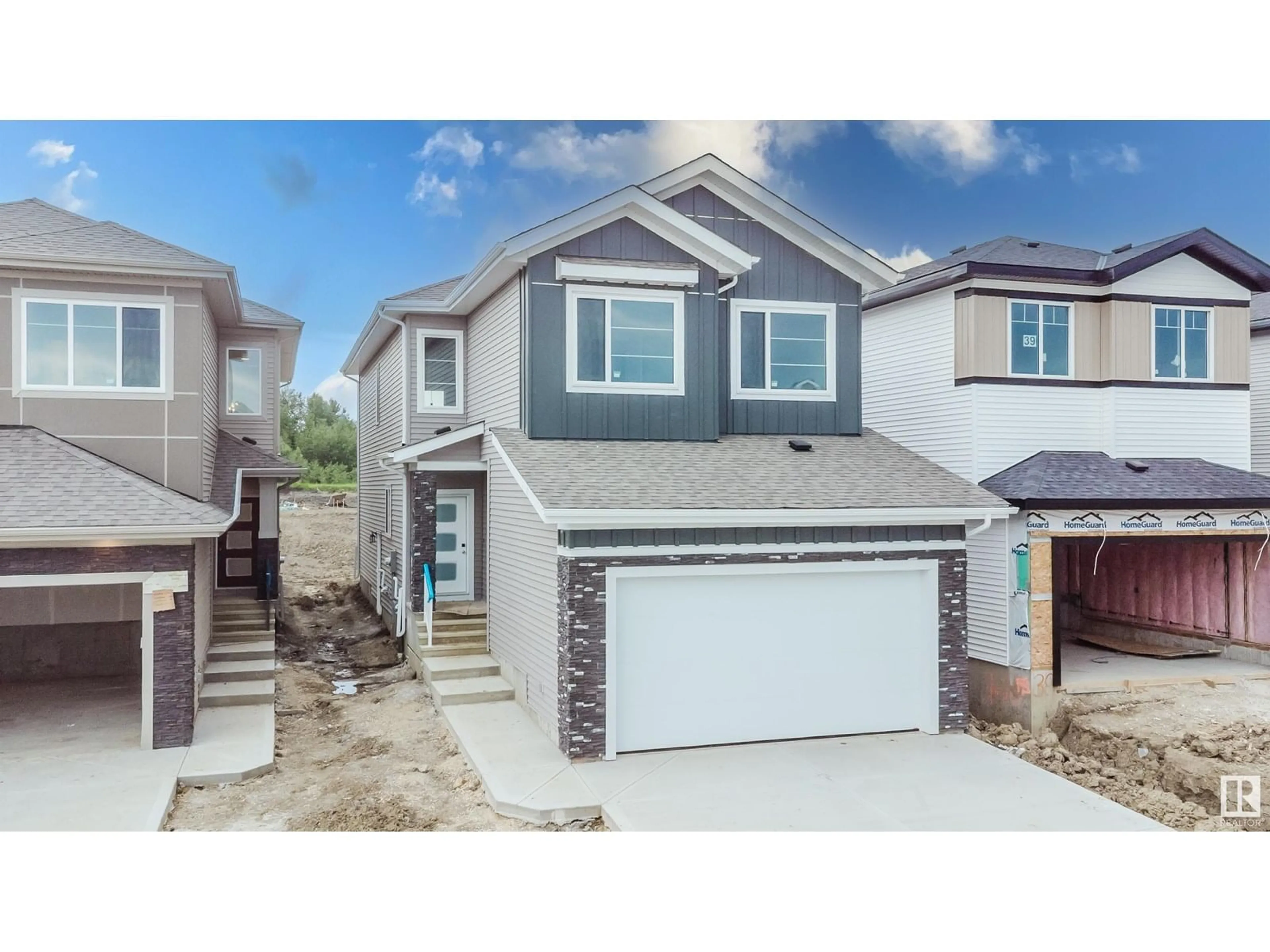 Home with vinyl exterior material, street for 41 MEADOWGROVE LN, Spruce Grove Alberta T7X0W2