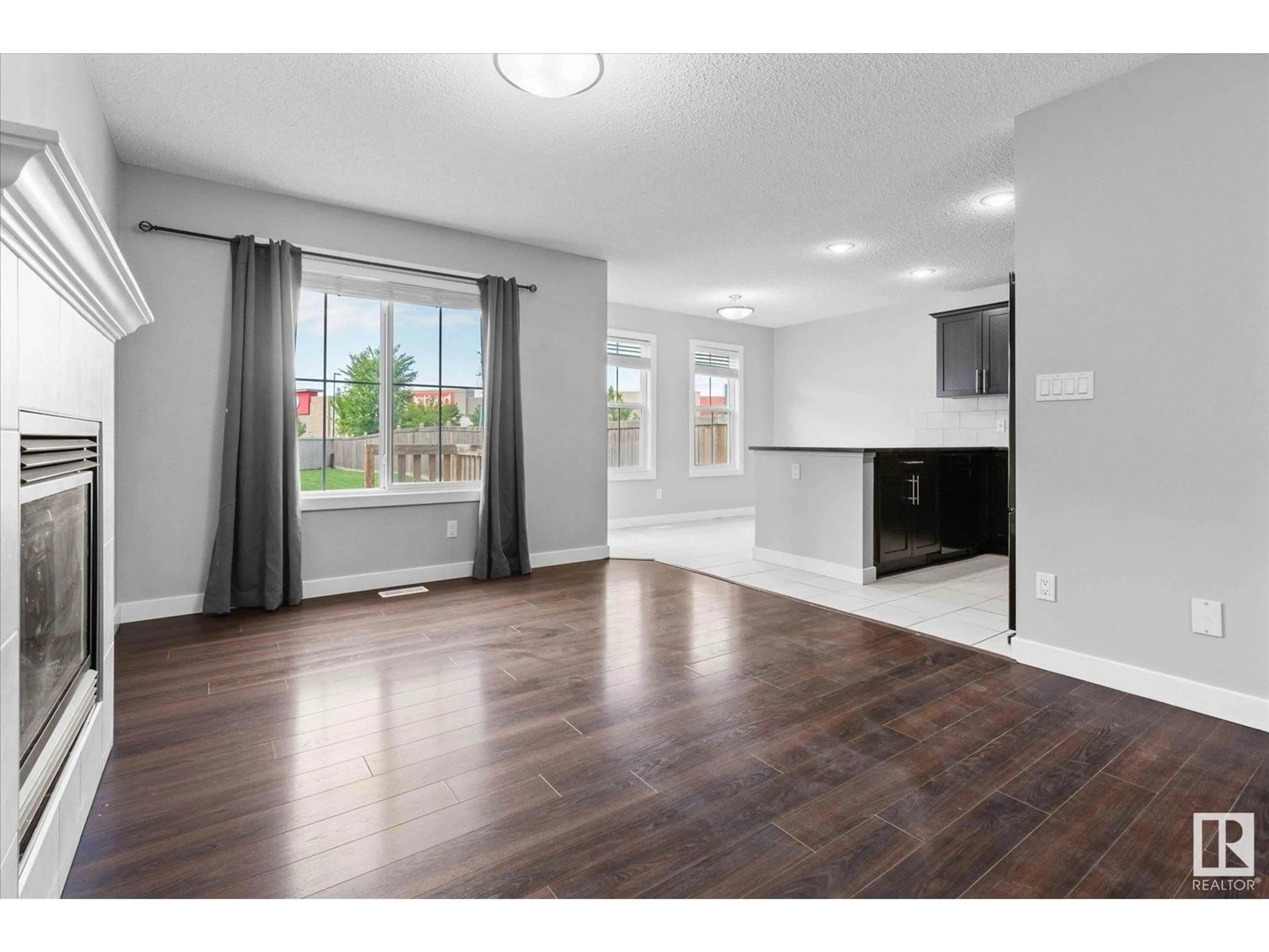 Unknown for 1403 53 ST, Edmonton Alberta T6X1S2