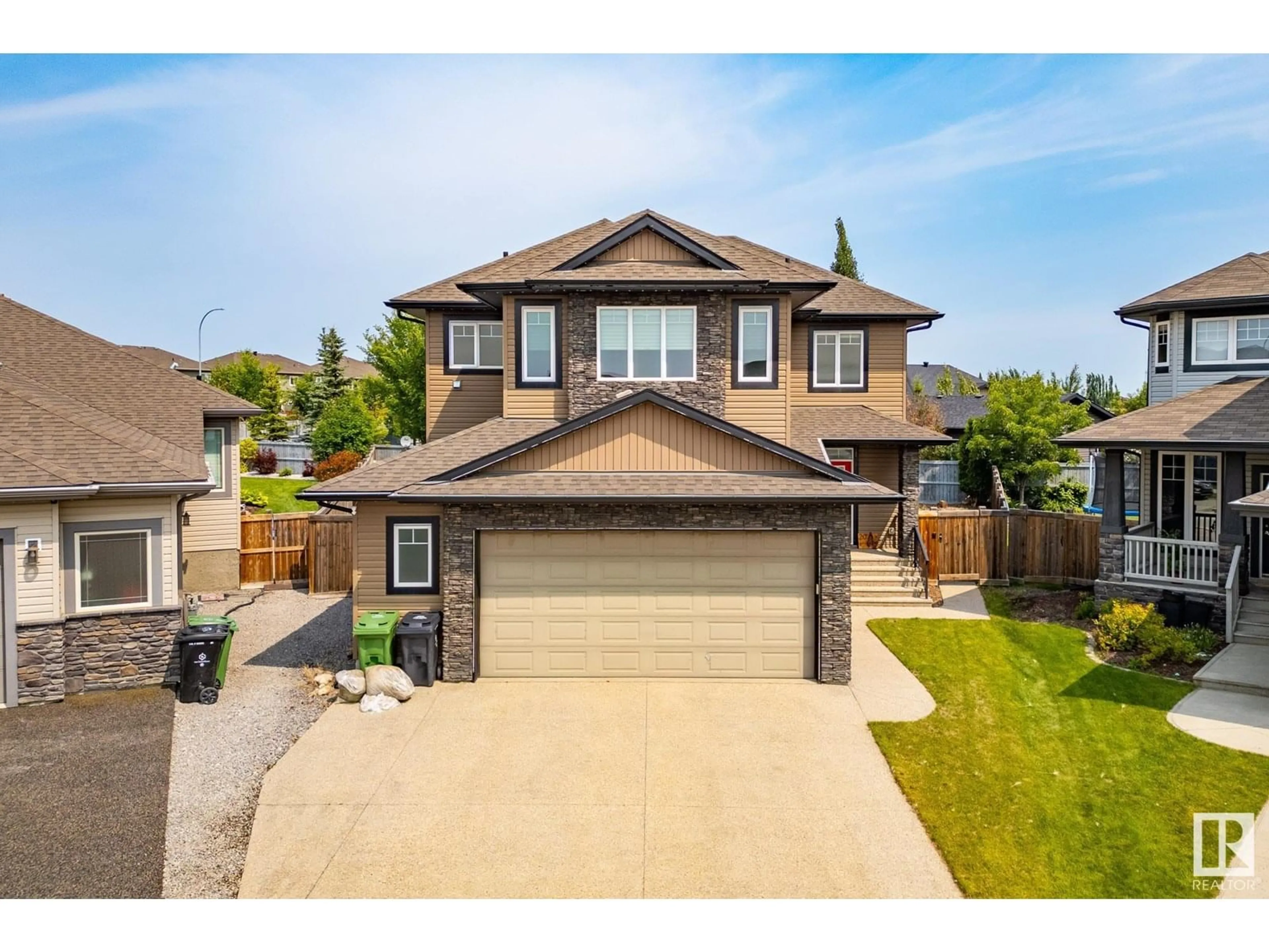 A pic from outside/outdoor area/front of a property/back of a property/a pic from drone, street for 20 MONARCH CL, Fort Saskatchewan Alberta T8L0N9