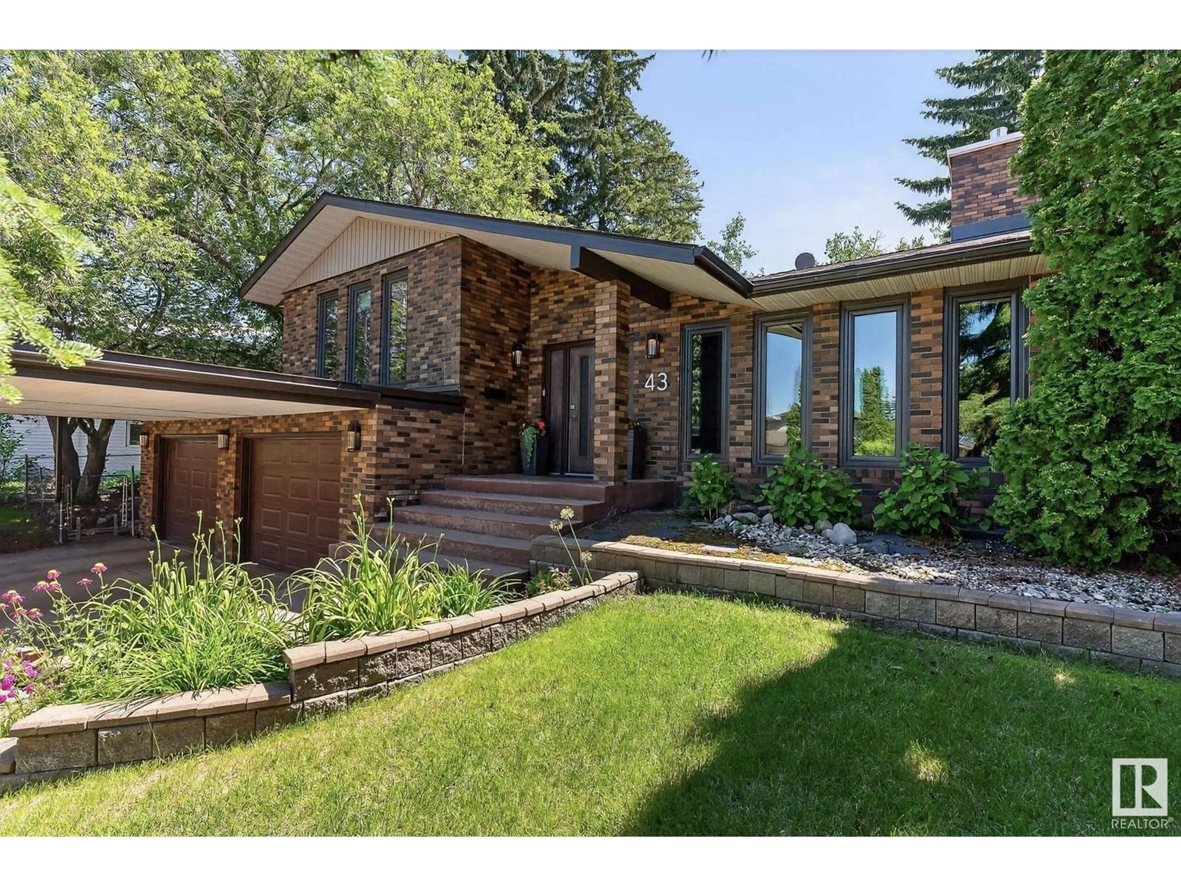 Home with brick exterior material, street for 43 MANCHESTER DR, Sherwood Park Alberta T8A0T3