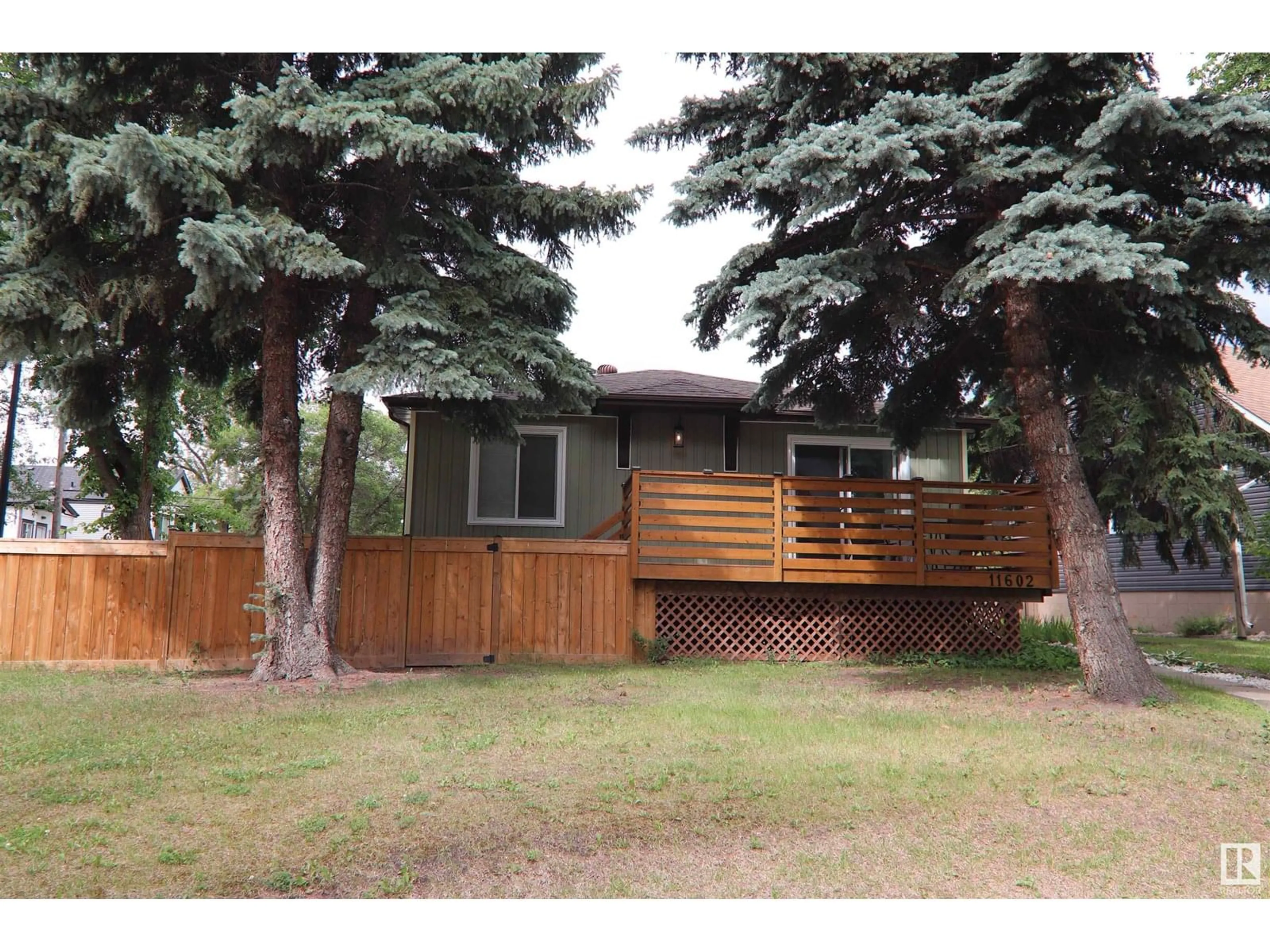 Unknown for 11602 130 ST, Edmonton Alberta T5M1A6