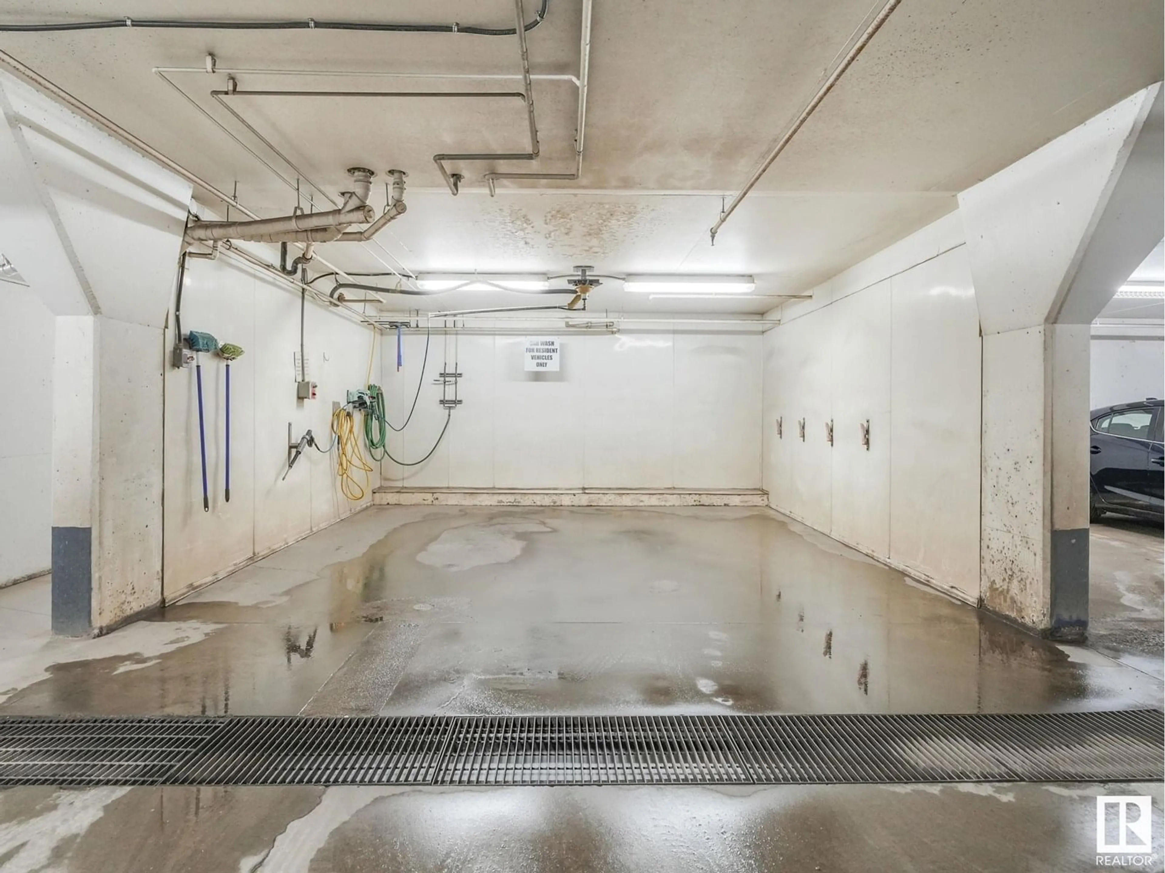 Indoor garage for #310 - 6220 FULTON RD, Edmonton Alberta T6A3T4