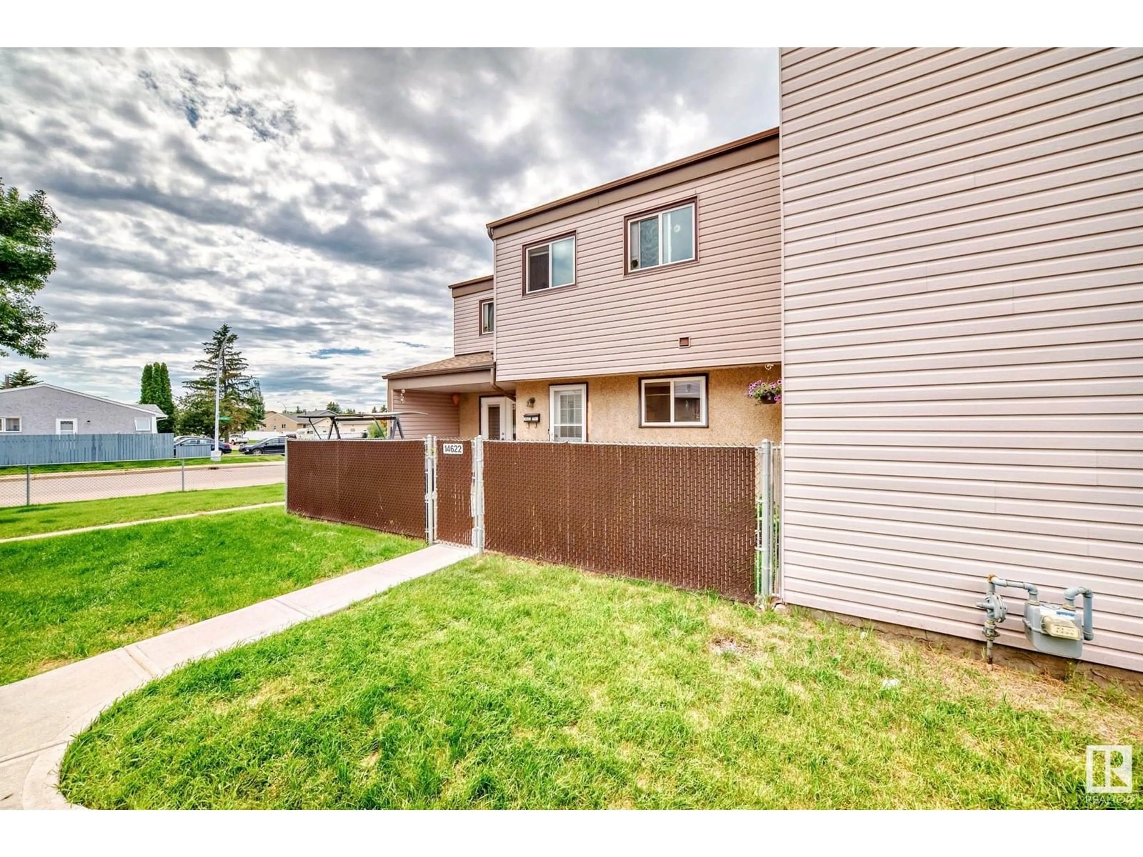 Unknown for NW - 14622 25 ST, Edmonton Alberta T5Y1X4