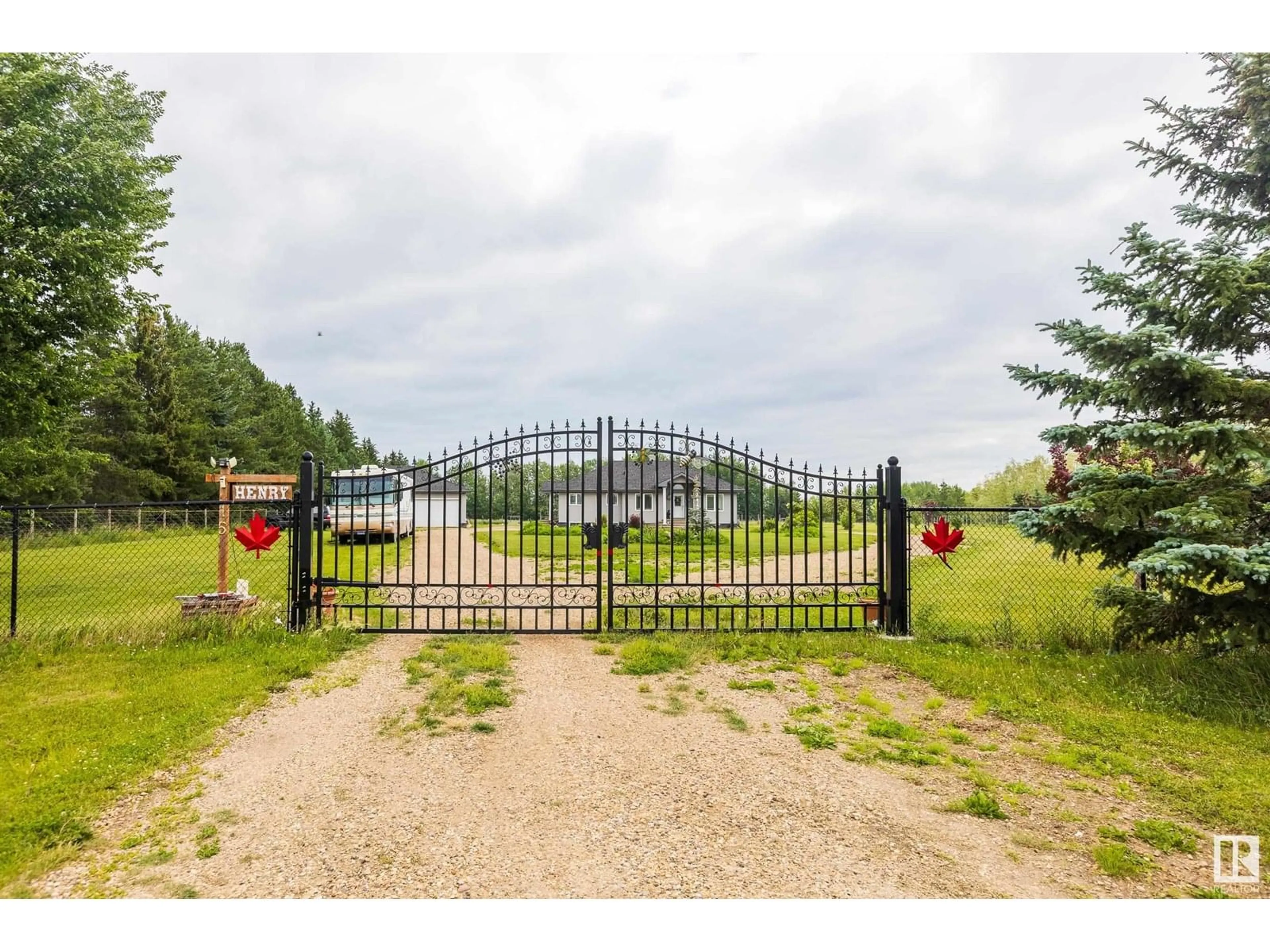 Unknown for 15 - 55121 RGE ROAD 10, Rural Sturgeon County Alberta T8R0K3