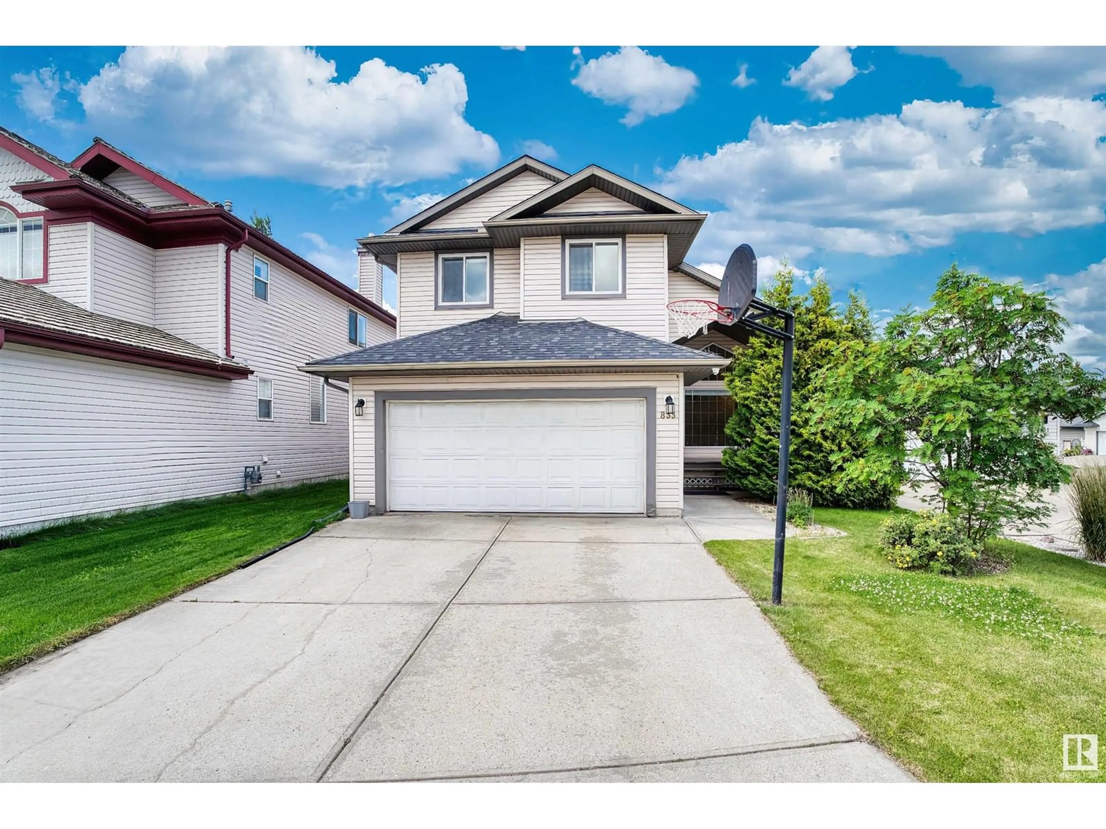Home with vinyl exterior material, street for 833 RYAN PL, Edmonton Alberta T6R2N1