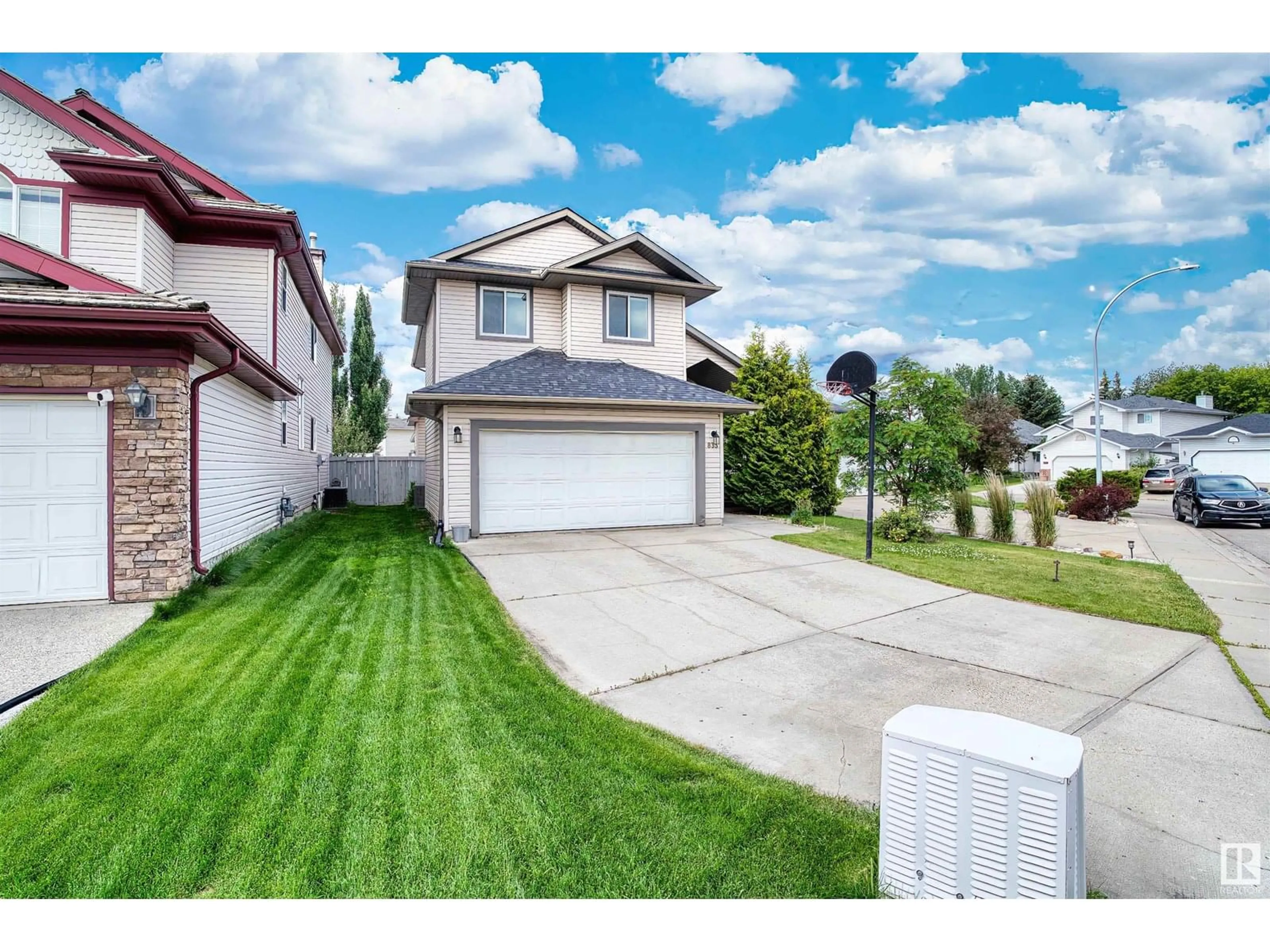 Unknown for 833 RYAN PL, Edmonton Alberta T6R2N1