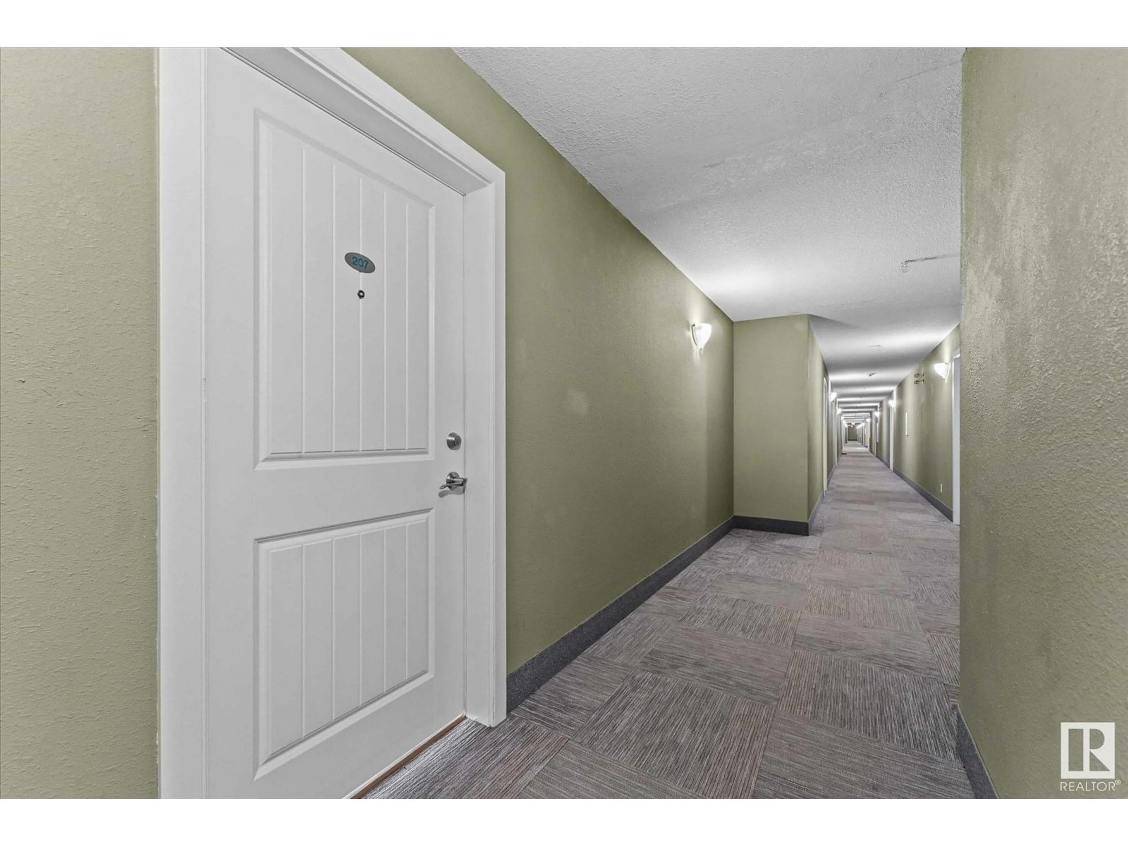 Indoor foyer for #207 - 240 SPRUCE RIDGE RD, Spruce Grove Alberta T7X0G5