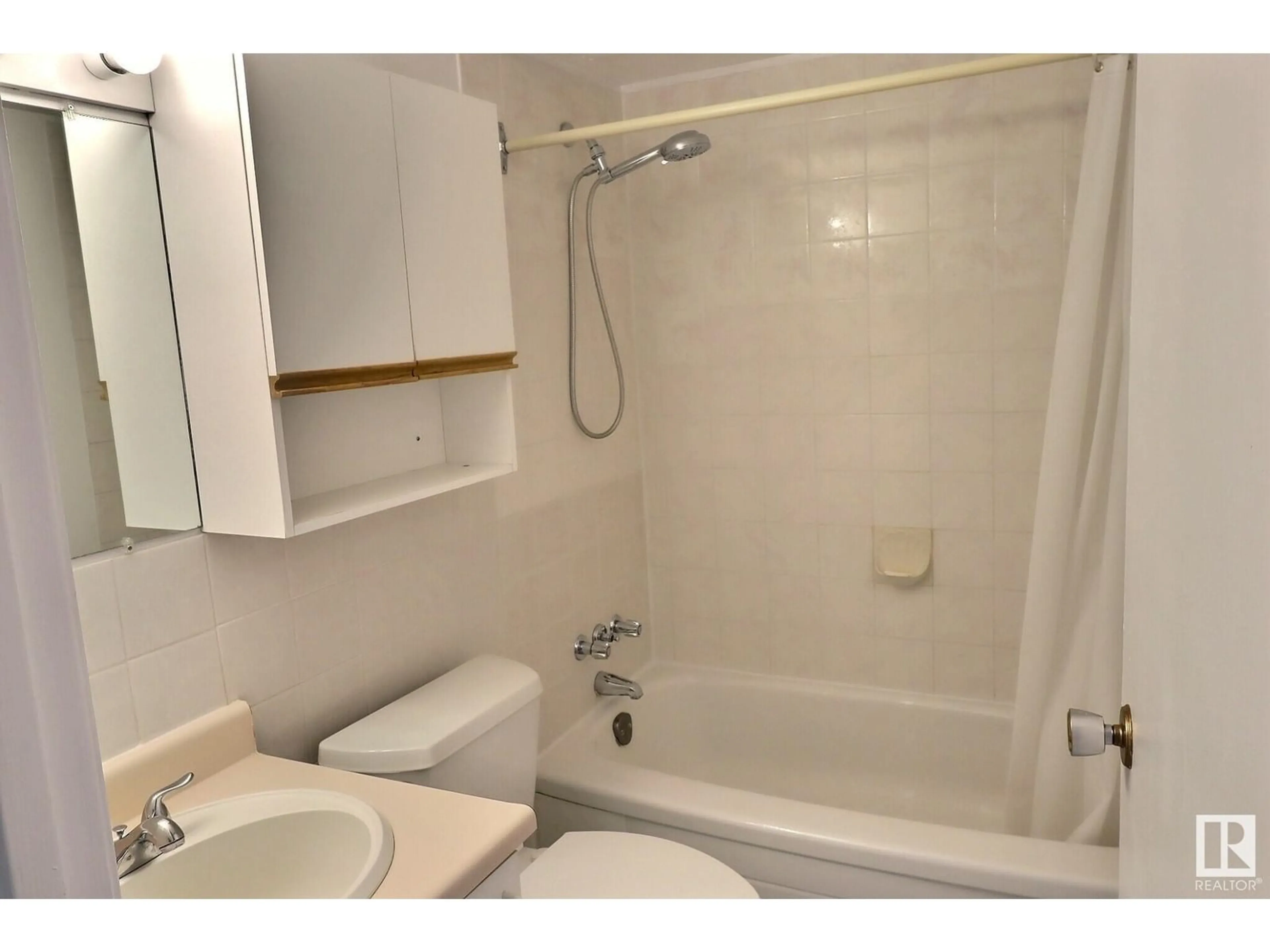 Standard bathroom, unknown for 9028 NW - 805 JASPER AV, Edmonton Alberta T5H3Y6