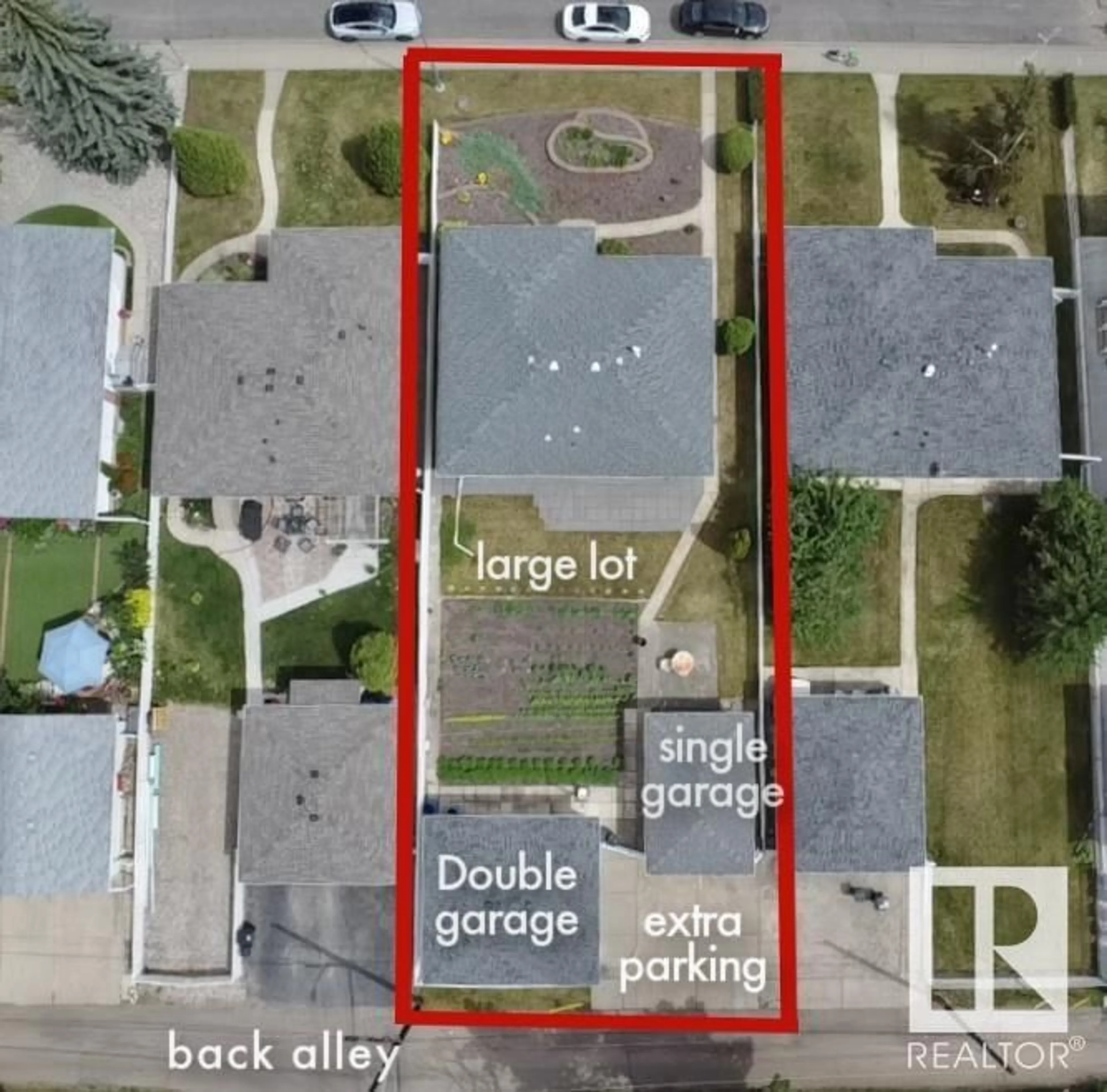 A pic from outside/outdoor area/front of a property/back of a property/a pic from drone, street for NW - 13212 117 ST, Edmonton Alberta T5E5K2