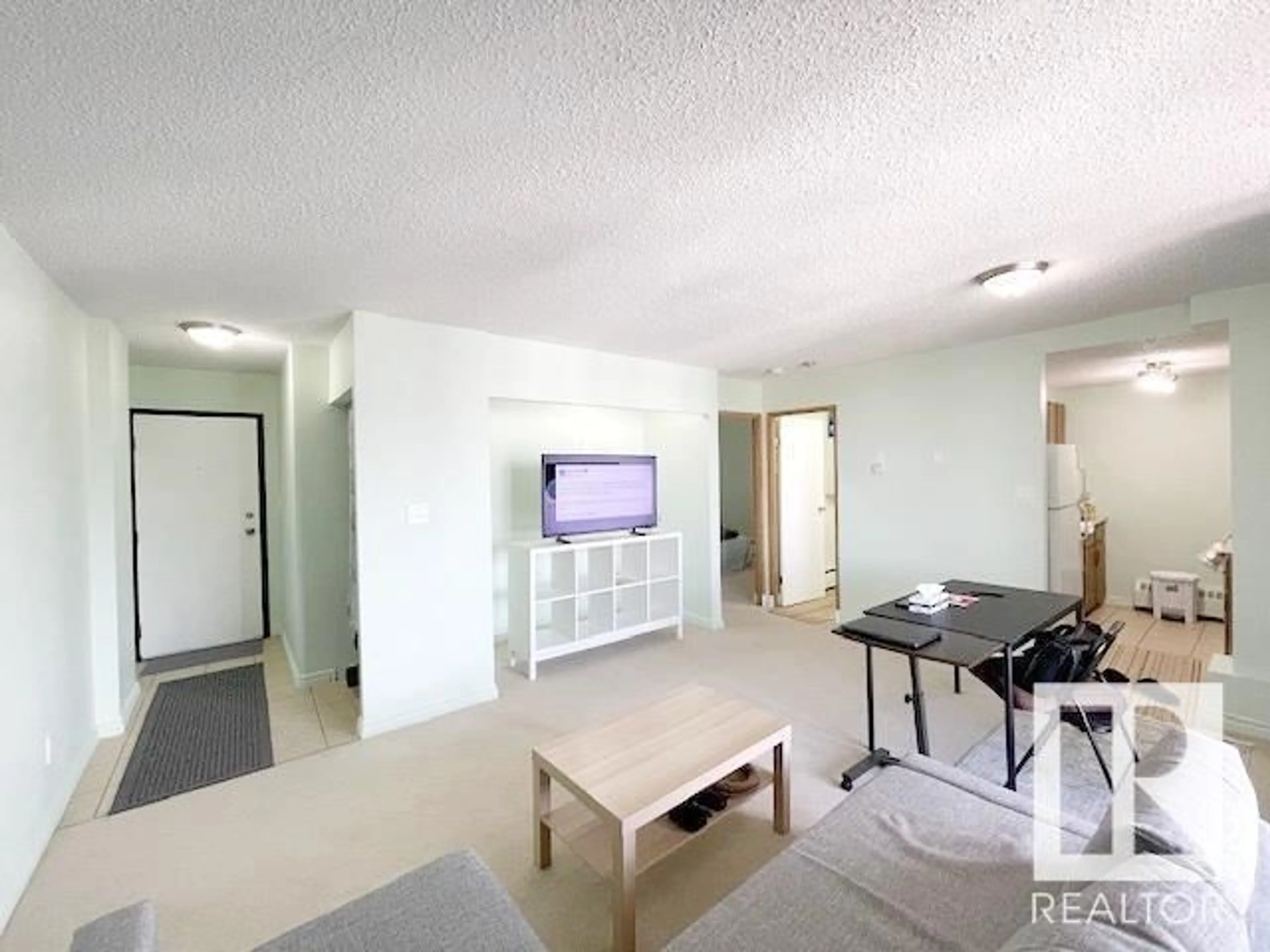 A pic of a room for 701 - 12831 66 ST NW, Edmonton Alberta T5C0A4