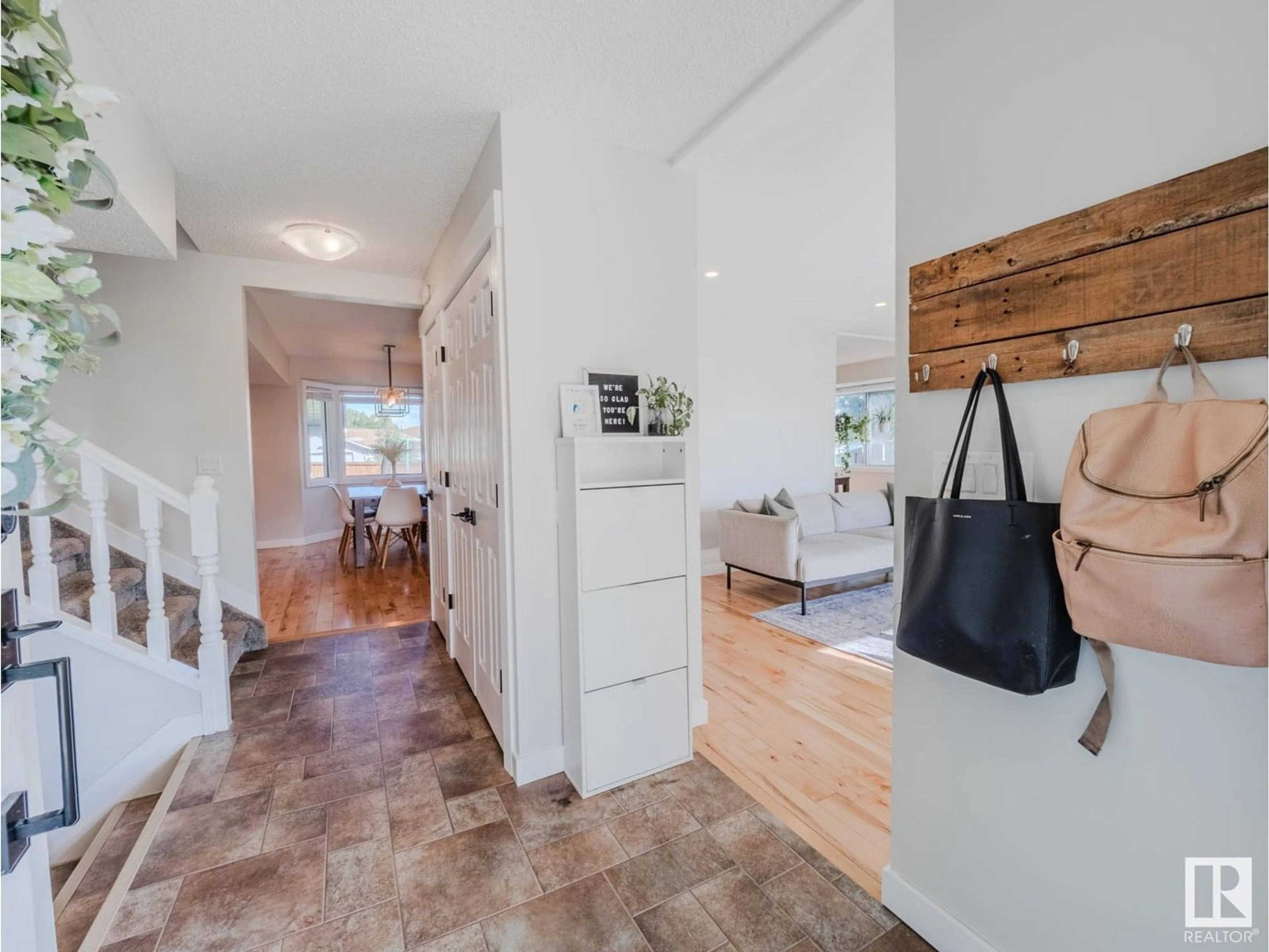 Indoor entryway for 2444 78 ST, Edmonton Alberta T6K3W4