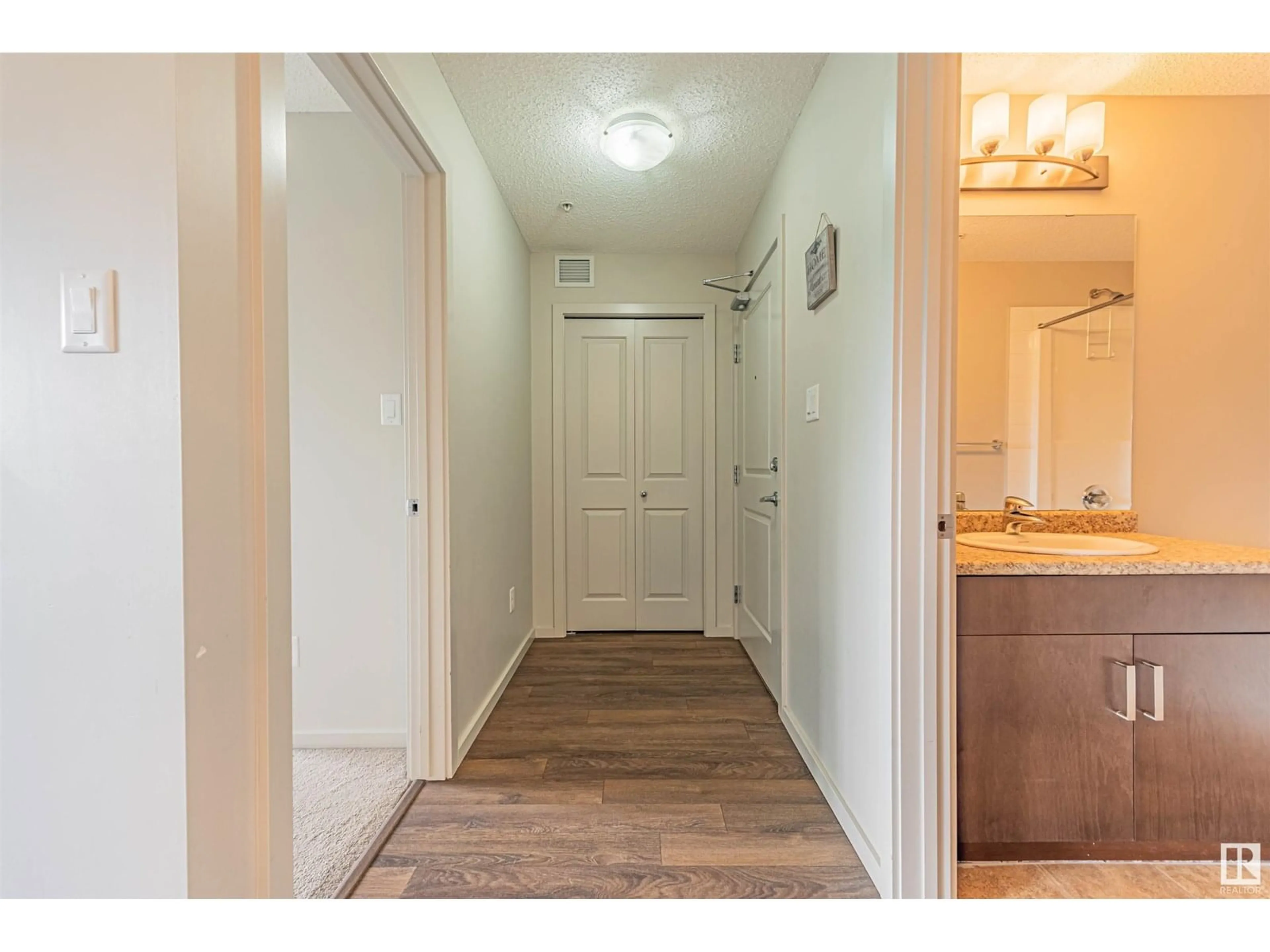 Indoor entryway for #209 - 142 EBBERS BV, Edmonton Alberta T5V3W2