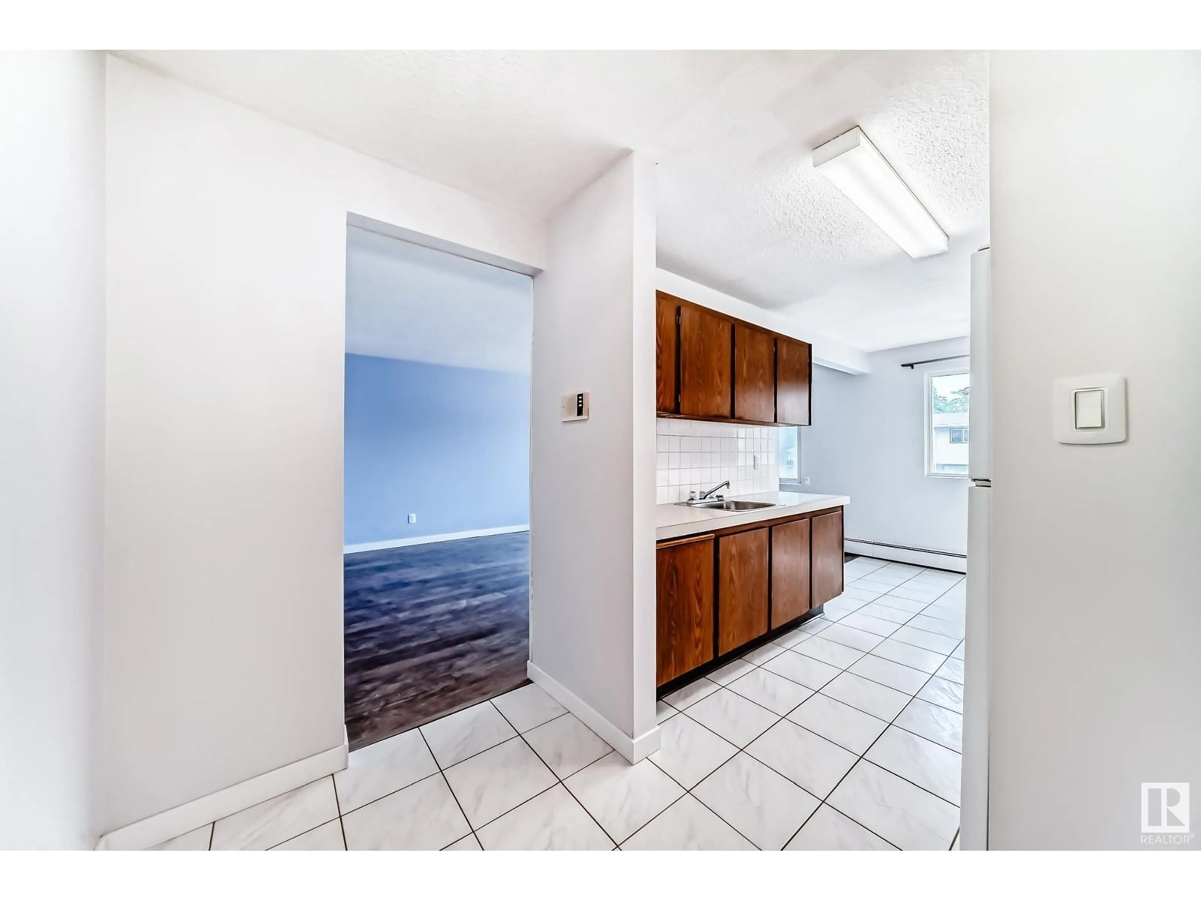 Standard kitchen, unknown for #202 - 10604 34 ST, Edmonton Alberta T5W1Y2