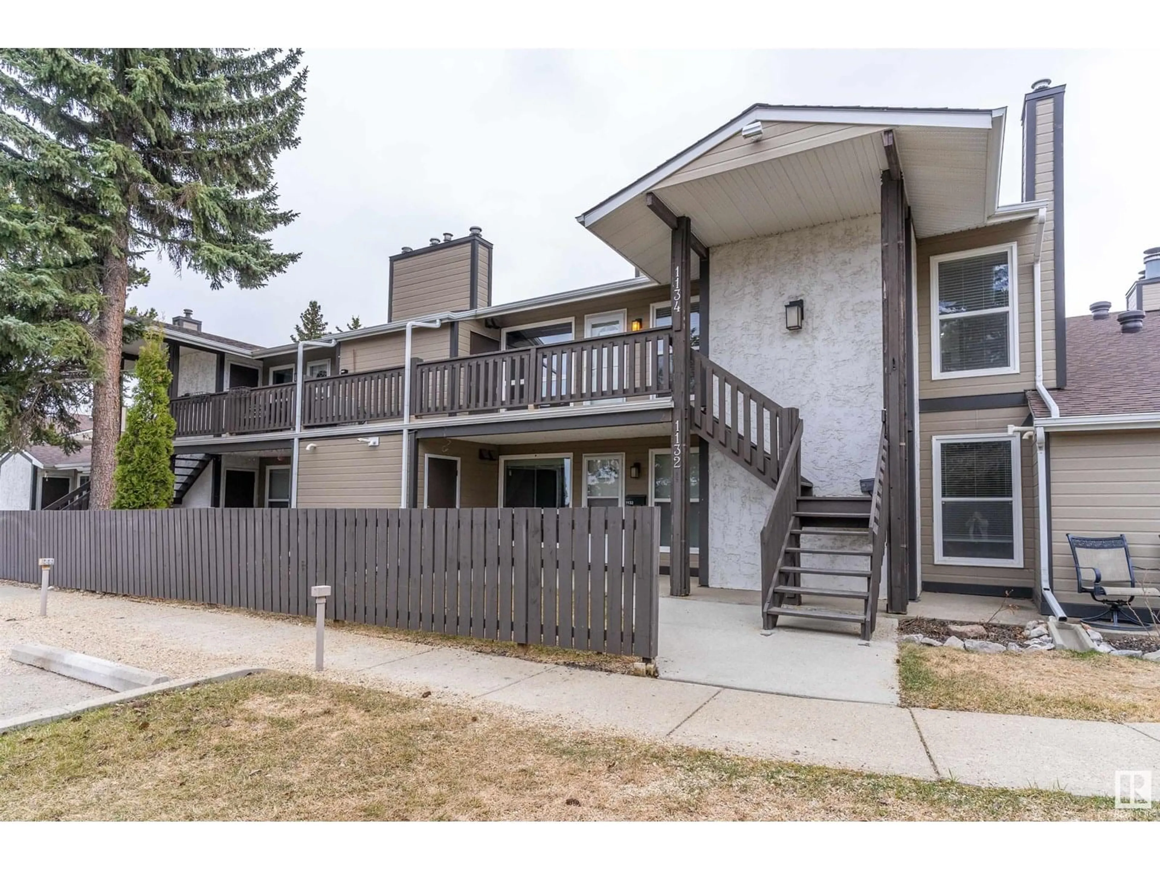 Unknown for 1134 SADDLEBACK RD, Edmonton Alberta T6J4Z4