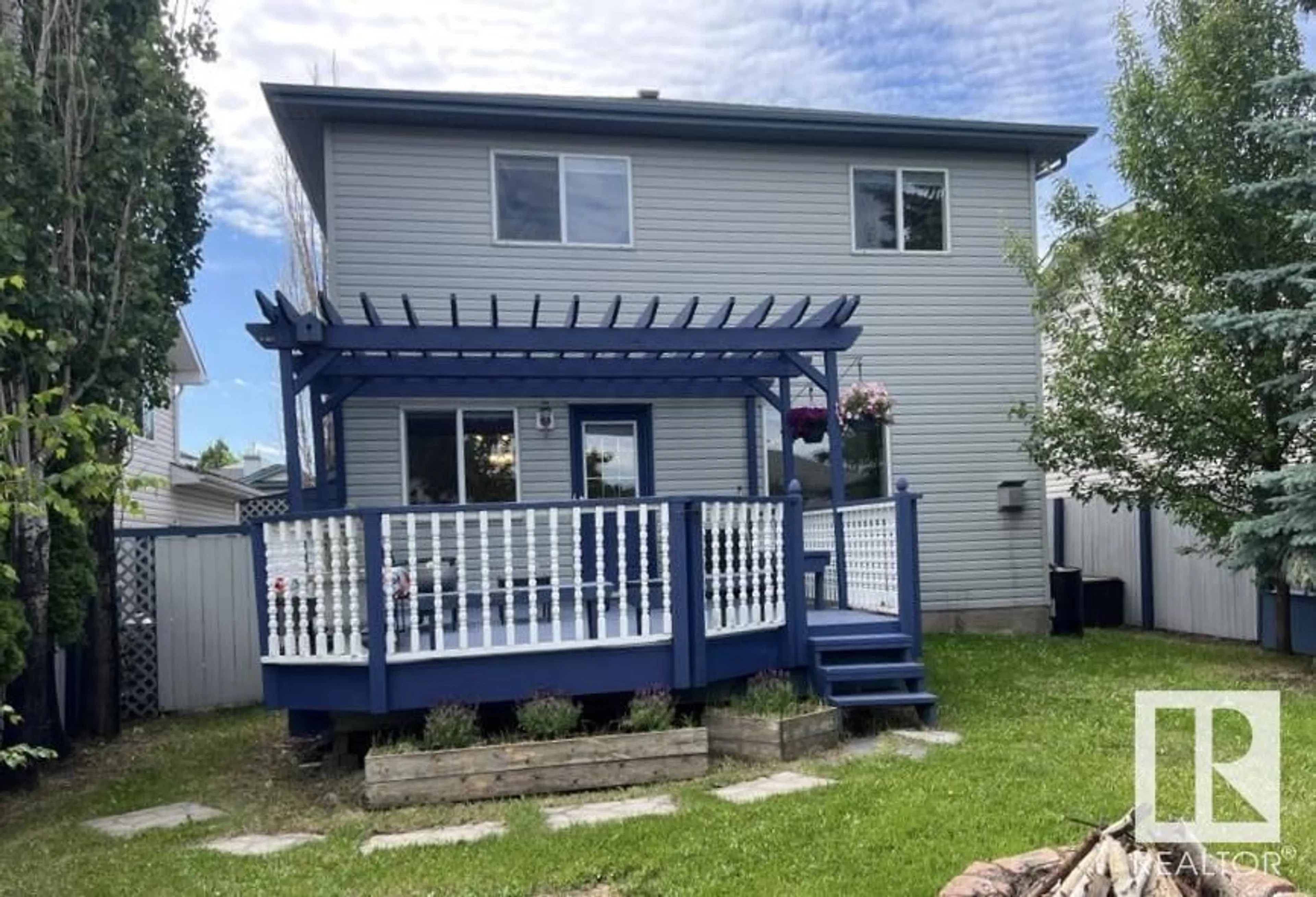 Home with vinyl exterior material, street for 316 WILD ROSE WY, Edmonton Alberta T6T1M7