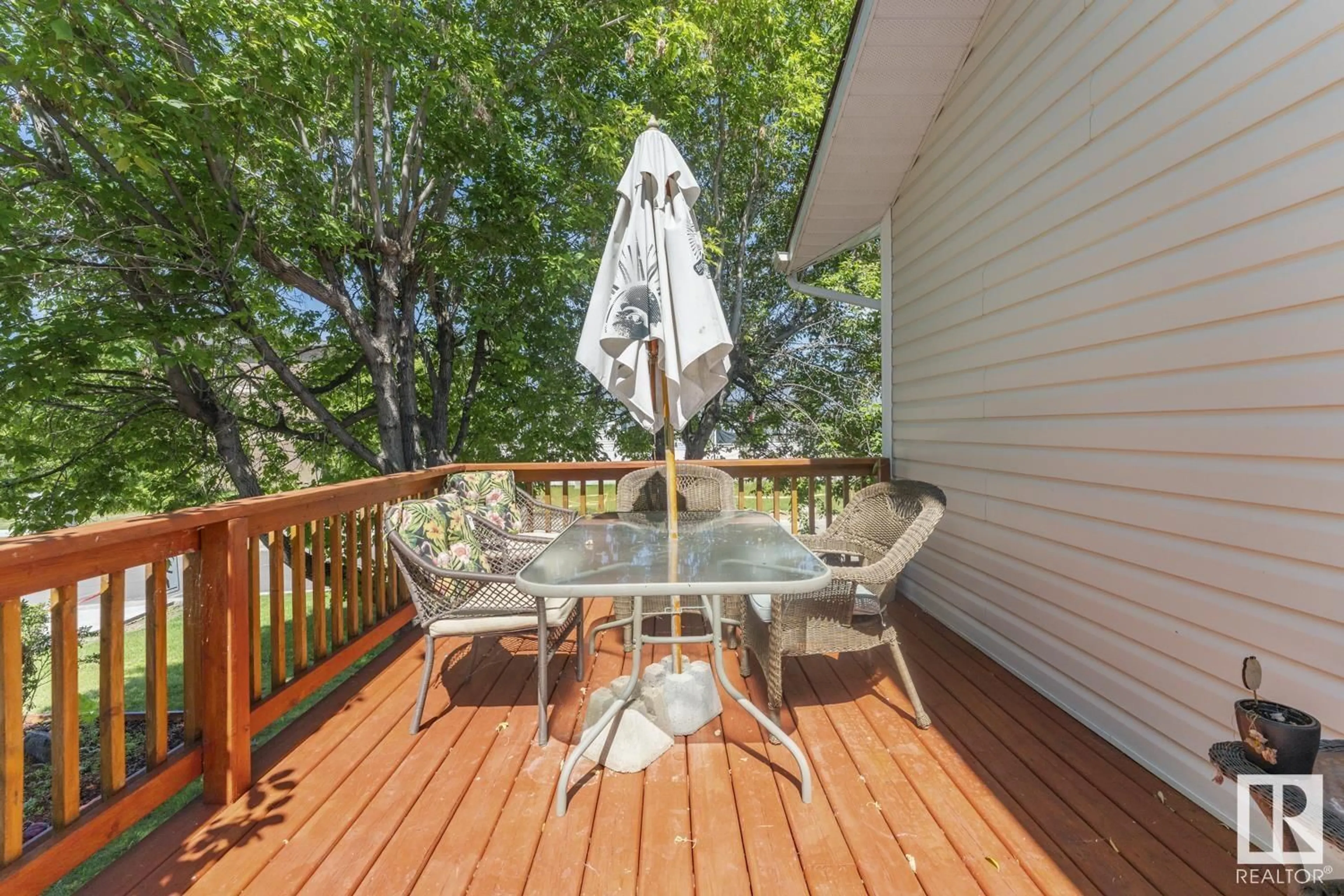 Patio, water/lake/river/ocean view for 903 2 AV, Cold Lake Alberta T9M1A5