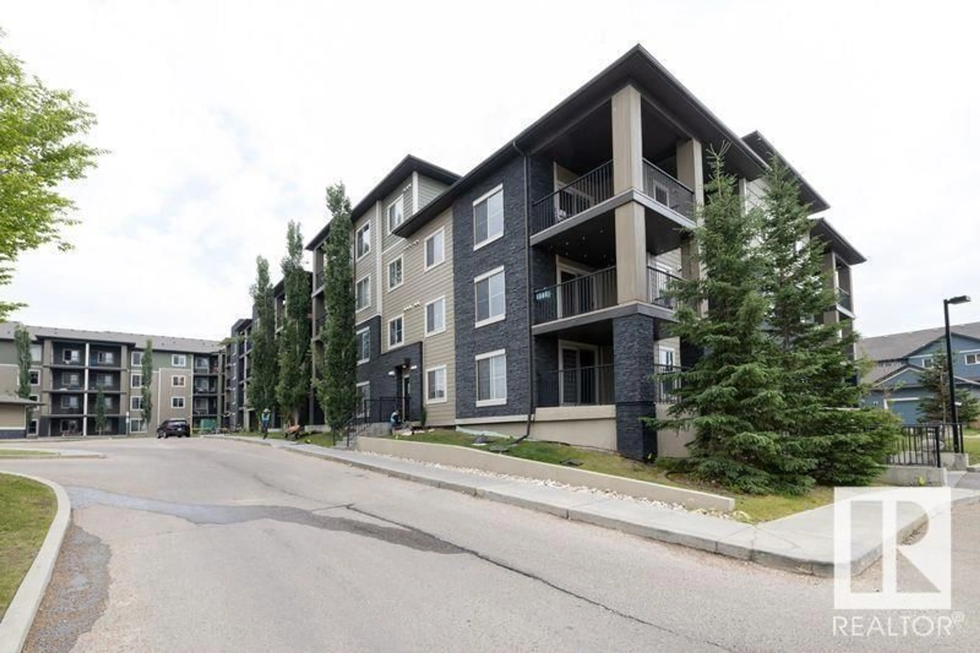 Unknown for 111 - 206 WATT CM, Edmonton Alberta T6X2C6