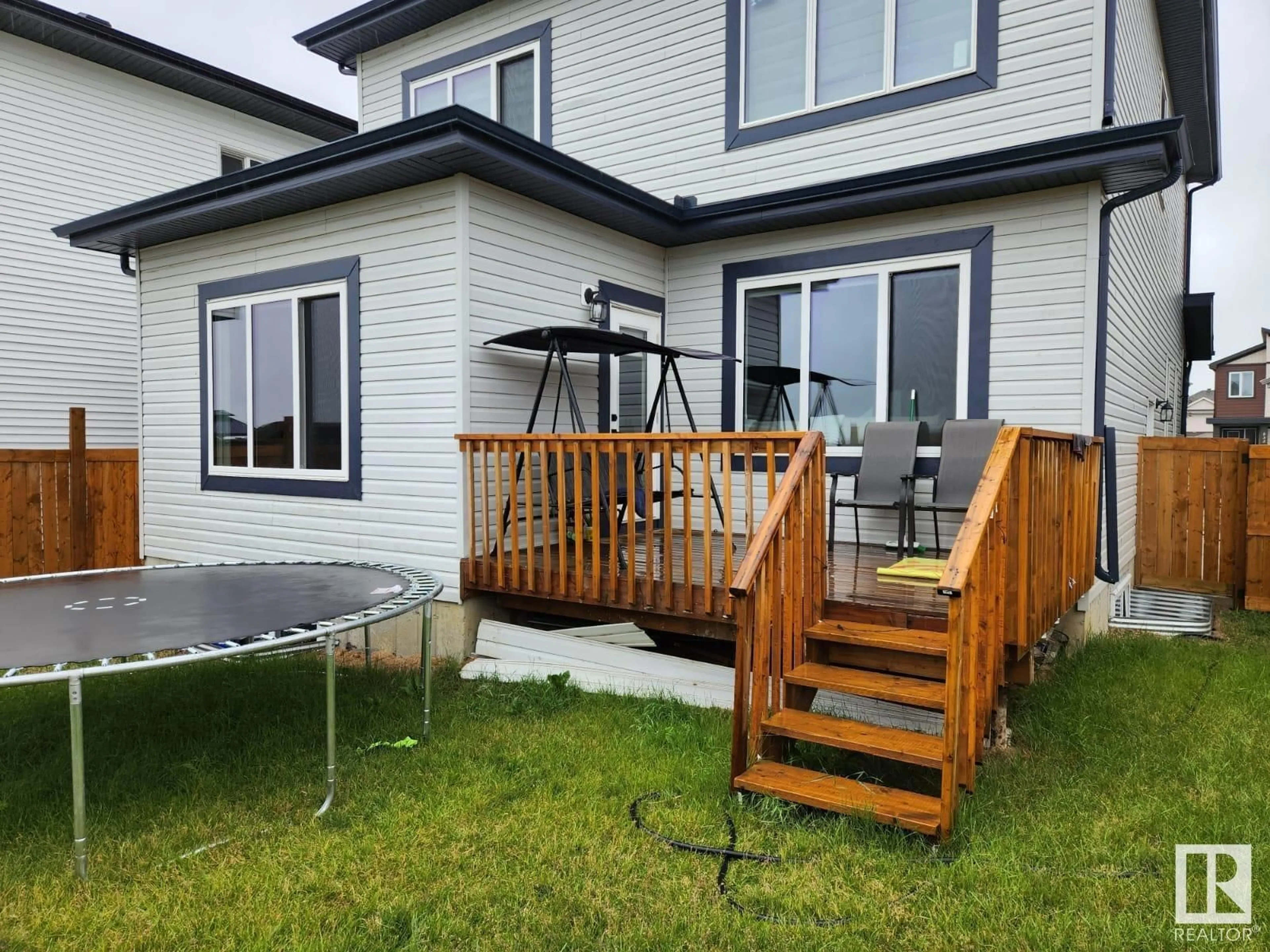Patio, unknown for 829 MORRIS AV, Leduc Alberta T9E1G1